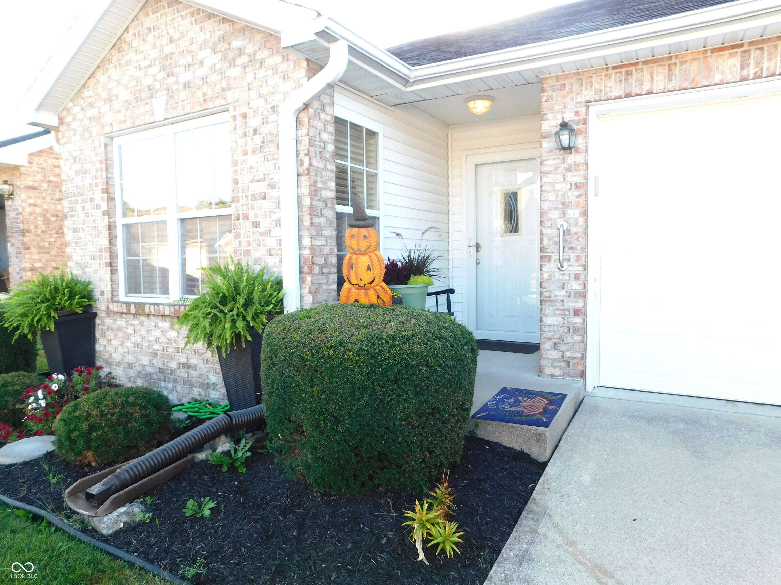 Greensburg, IN 47240,1049 E Crown Pointe BLVD