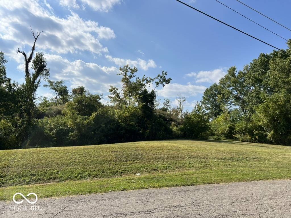 Indianapolis, IN 46268,7610 Walnut DR