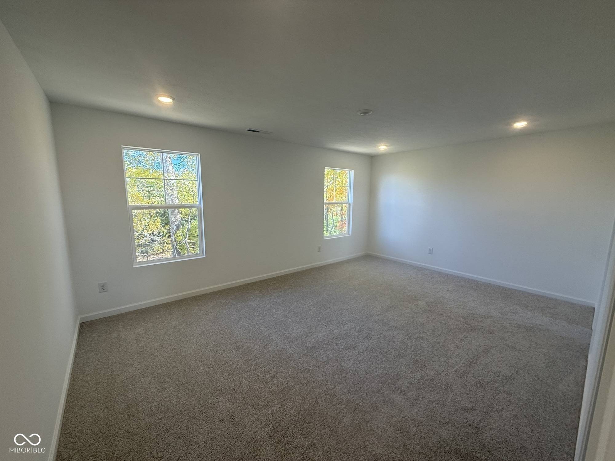 Greenfield, IN 46140,1521 N Clearwater DR