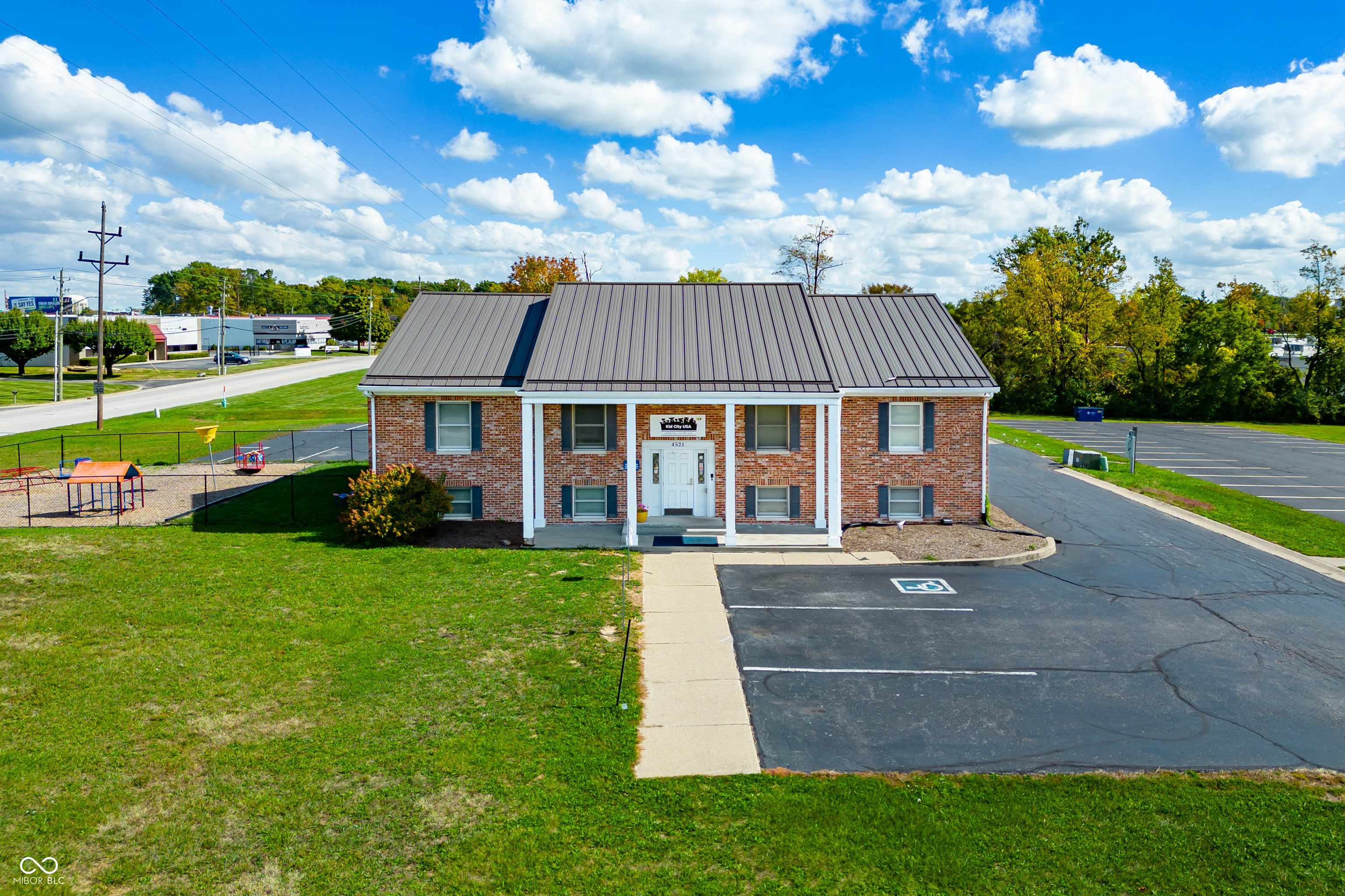 Indianapolis, IN 46203,4521 Independence SQ