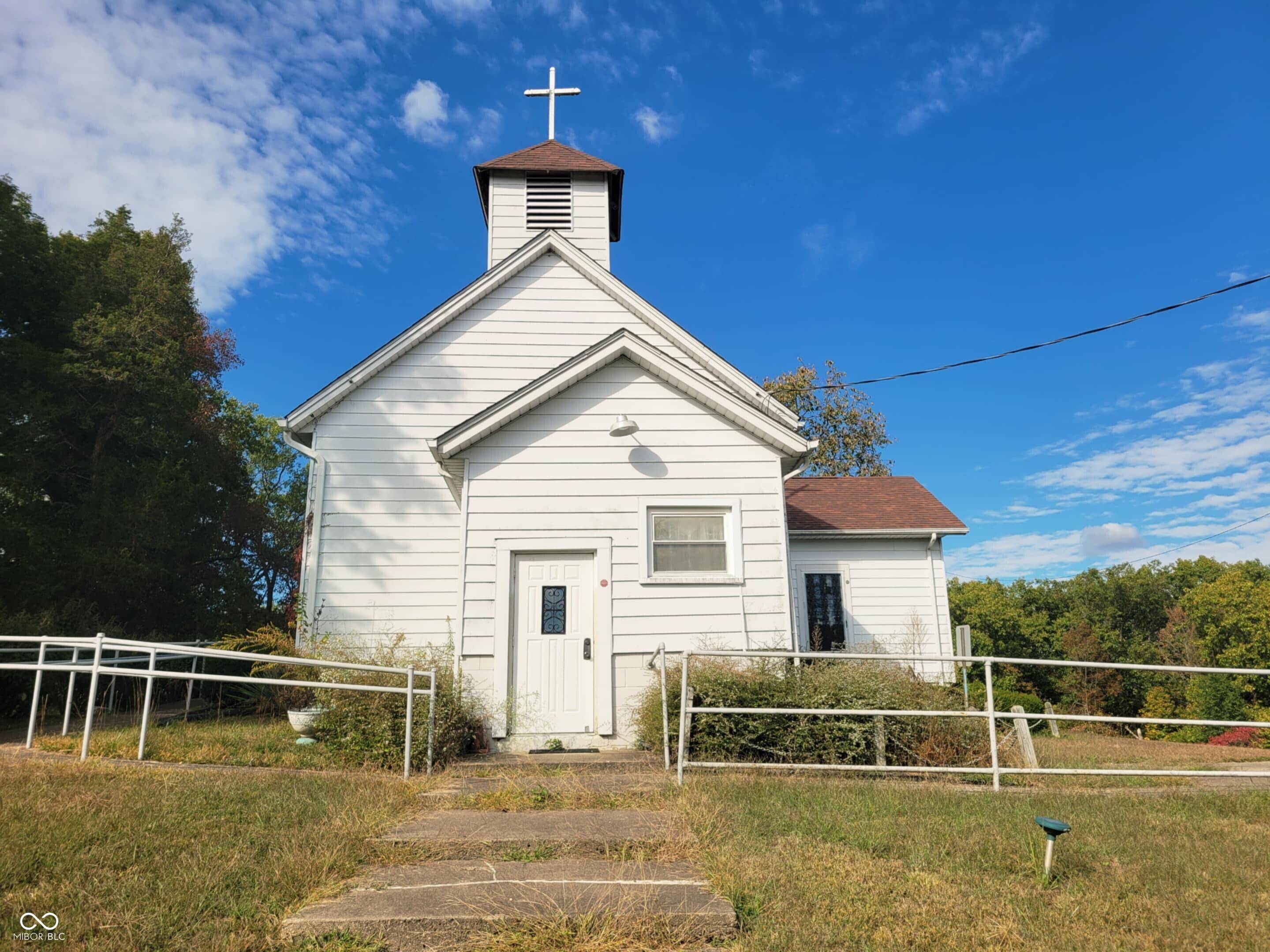 Columbus, IN 47201,10530 W Georgetown RD