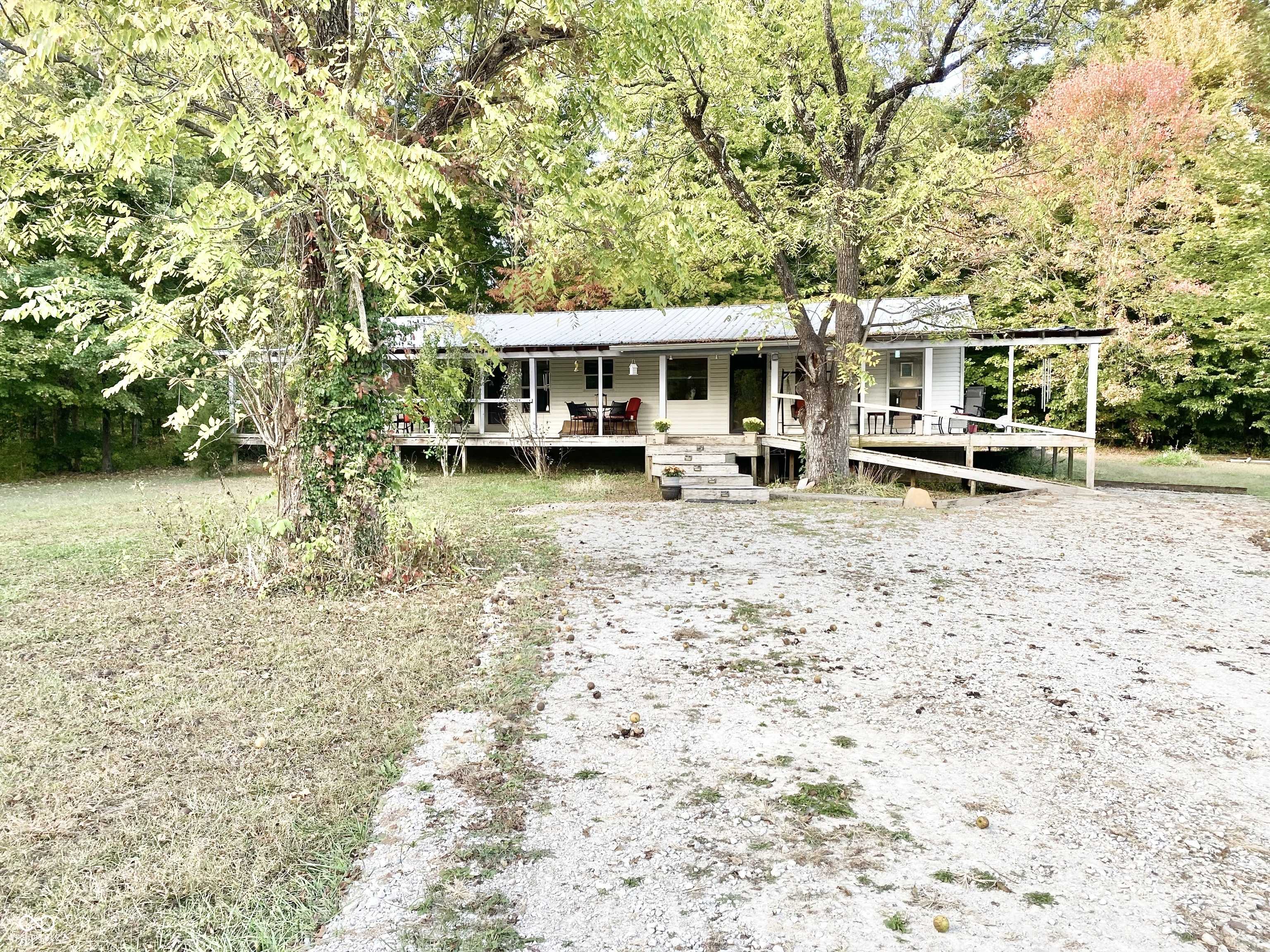 Bowling Green, IN 47833,6727 E State Road 46