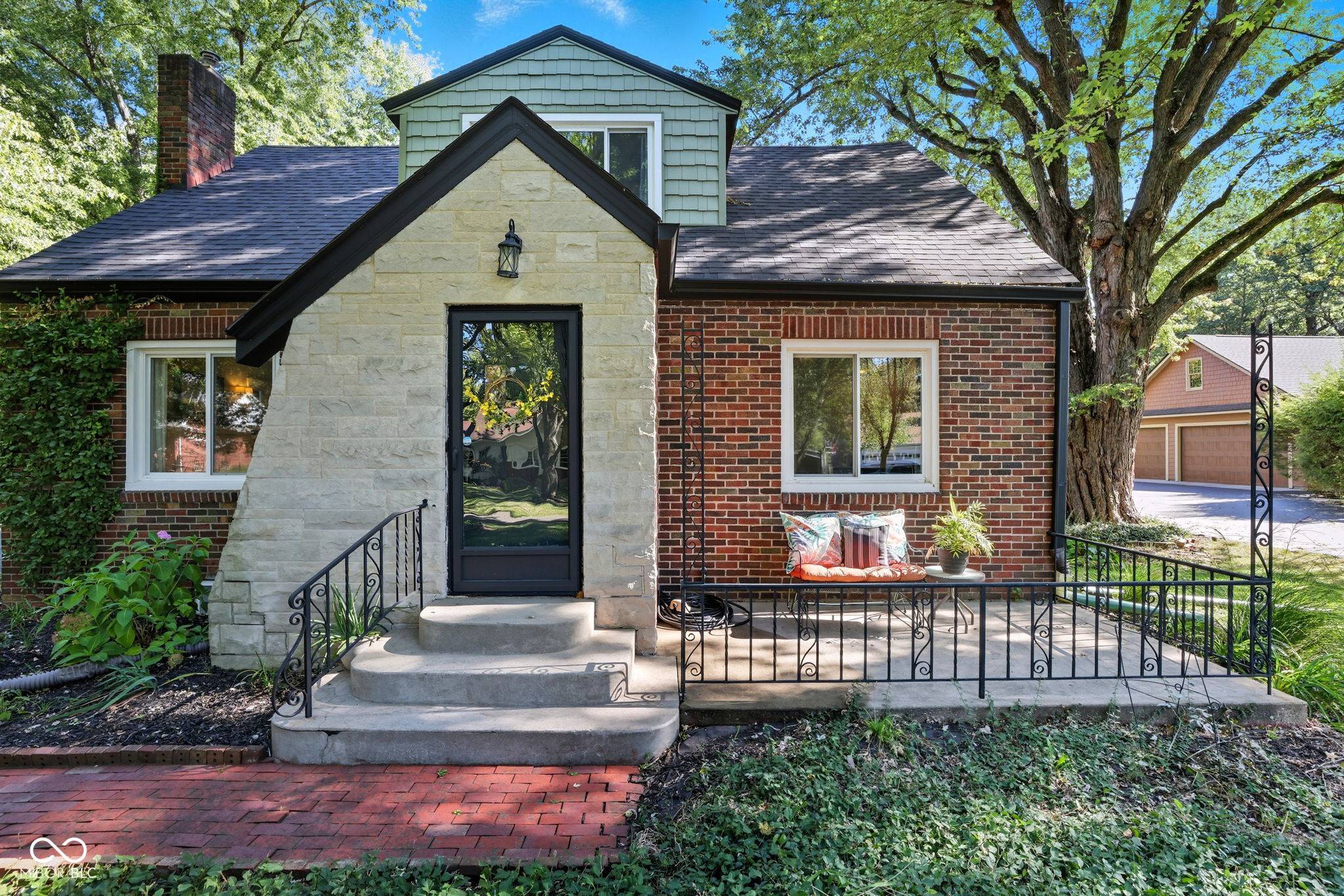 Indianapolis, IN 46227,5315 Camden ST