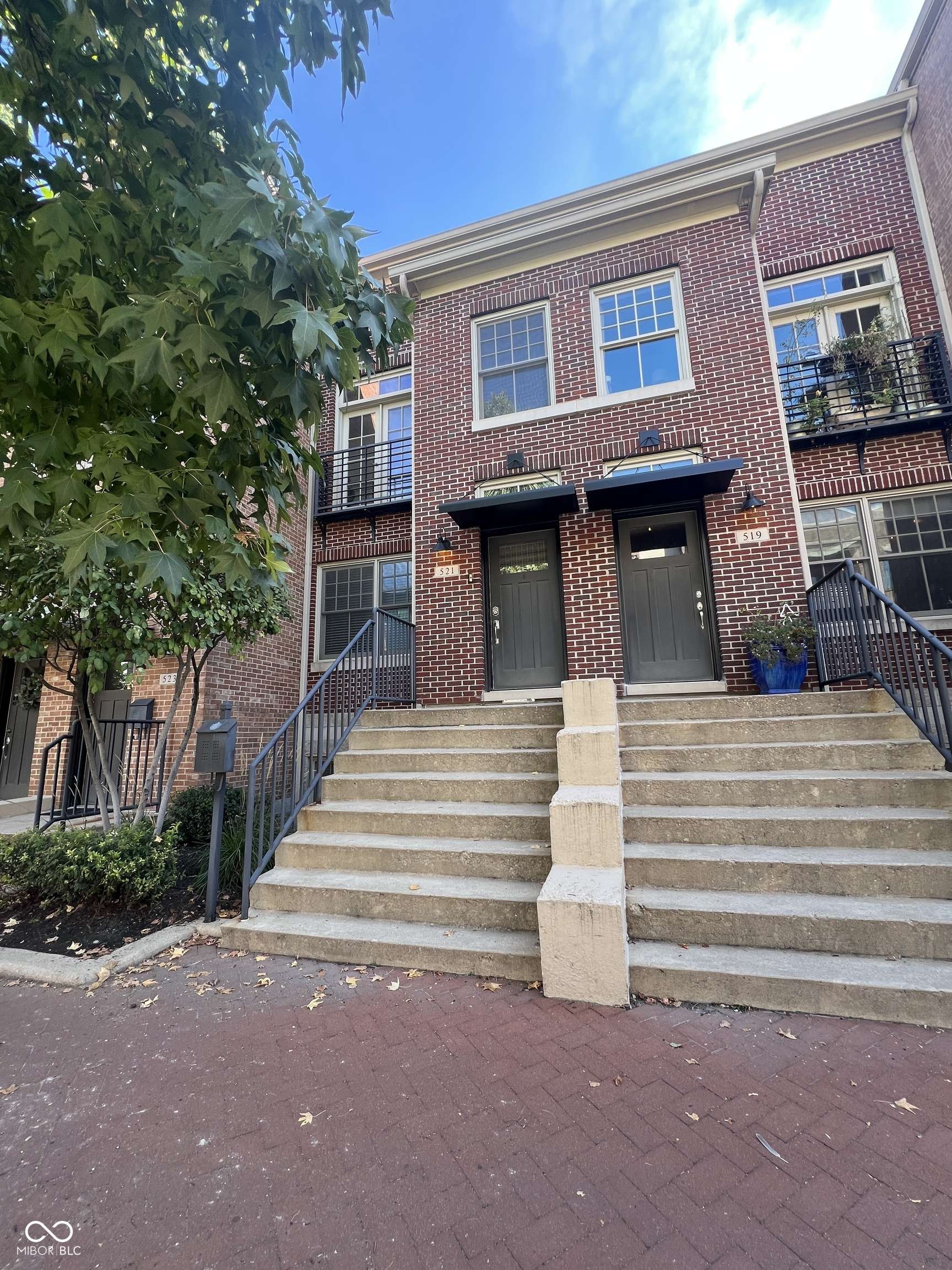 Indianapolis, IN 46202,521 N Park AVE
