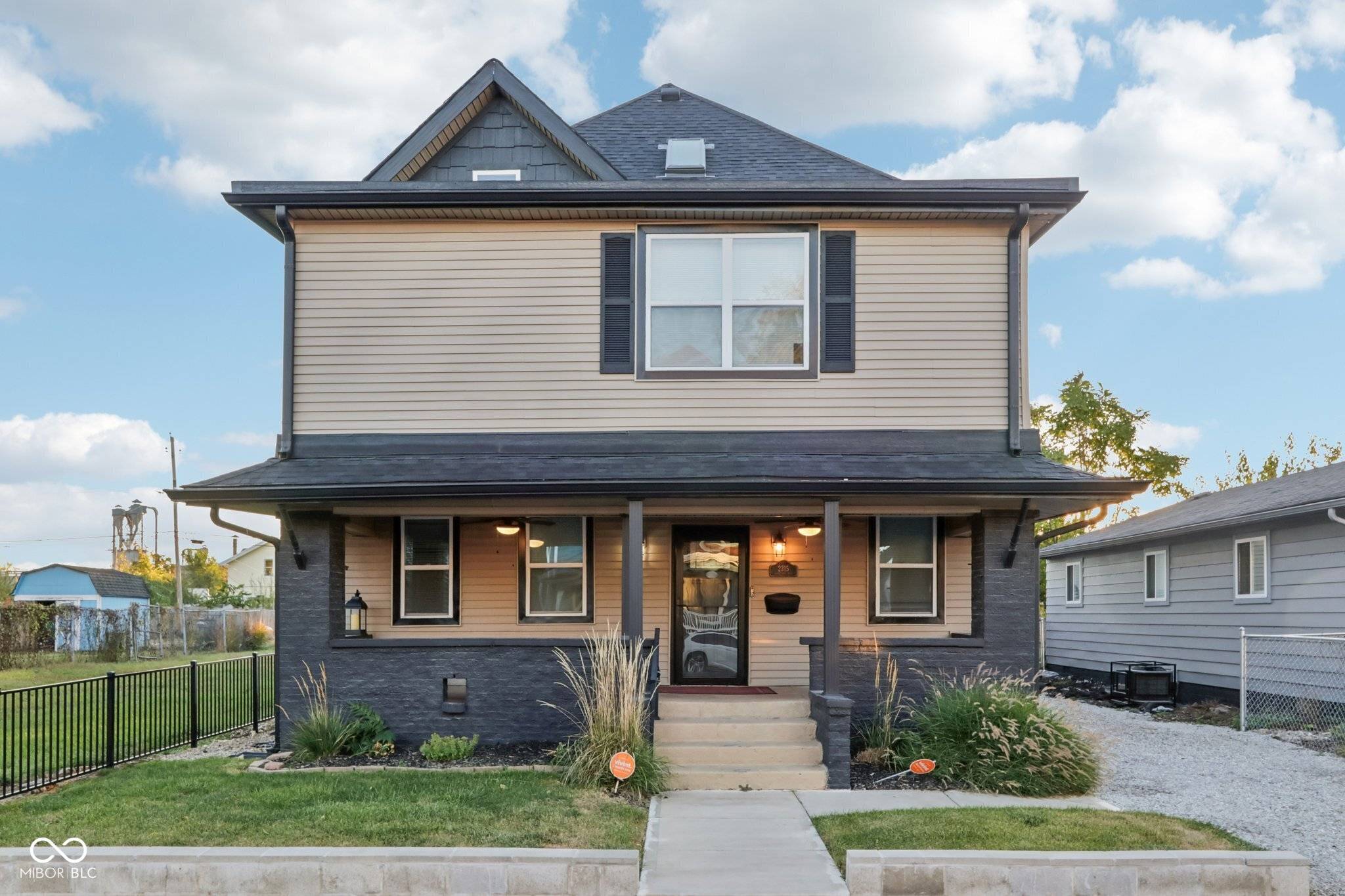 Indianapolis, IN 46205,2315 Guilford AVE