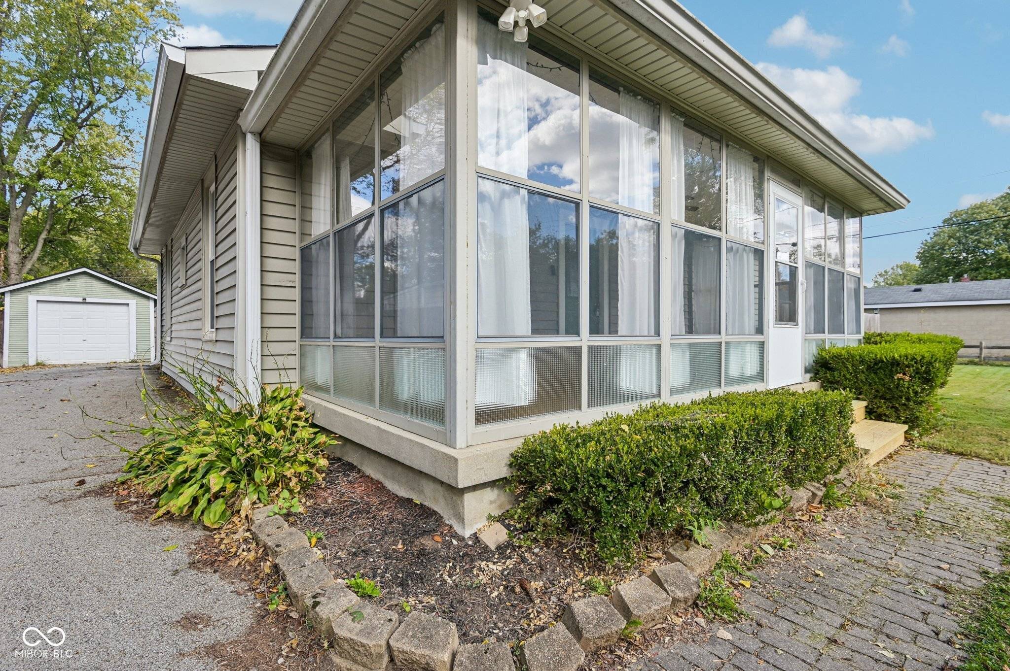 Indianapolis, IN 46220,1920 E 67th ST