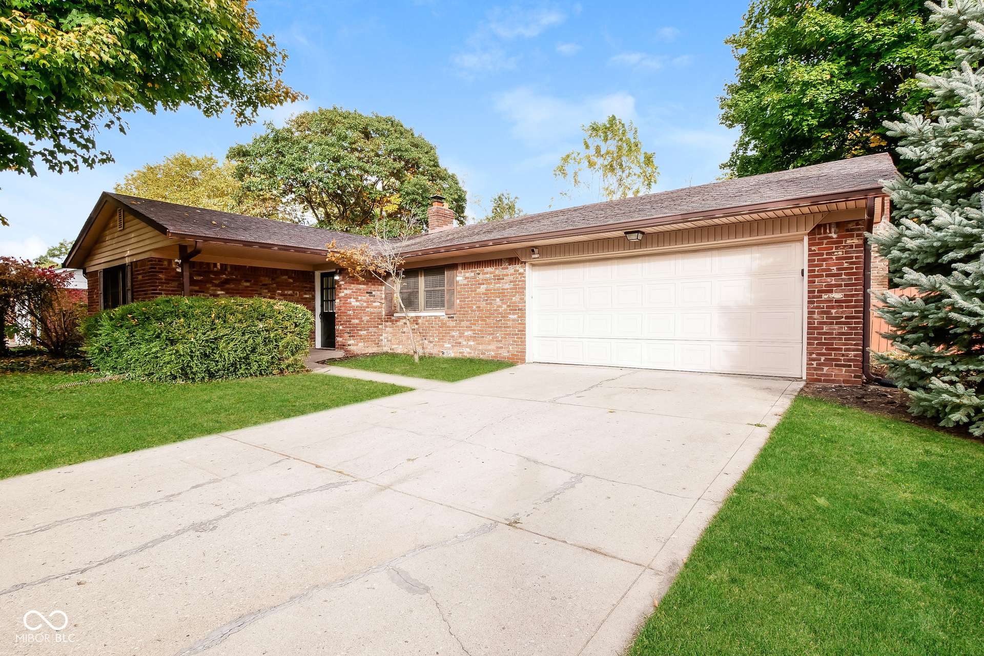 Indianapolis, IN 46219,1429 Roseway DR