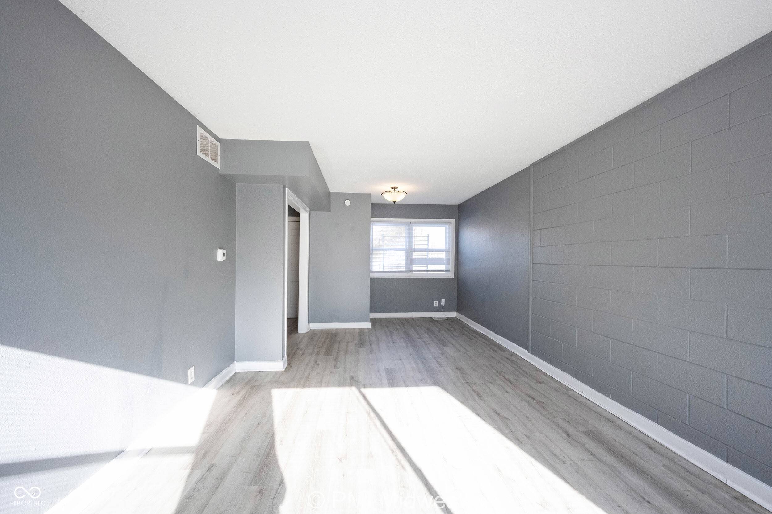 Indianapolis, IN 46219,6054 E 16th ST