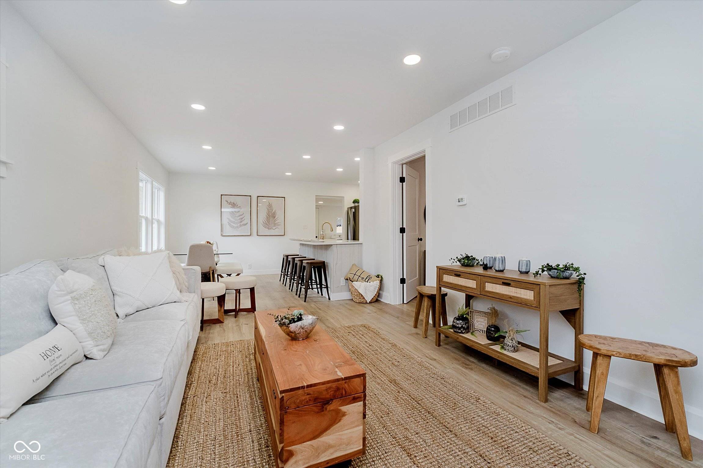 Indianapolis, IN 46205,4840 Hillside AVE