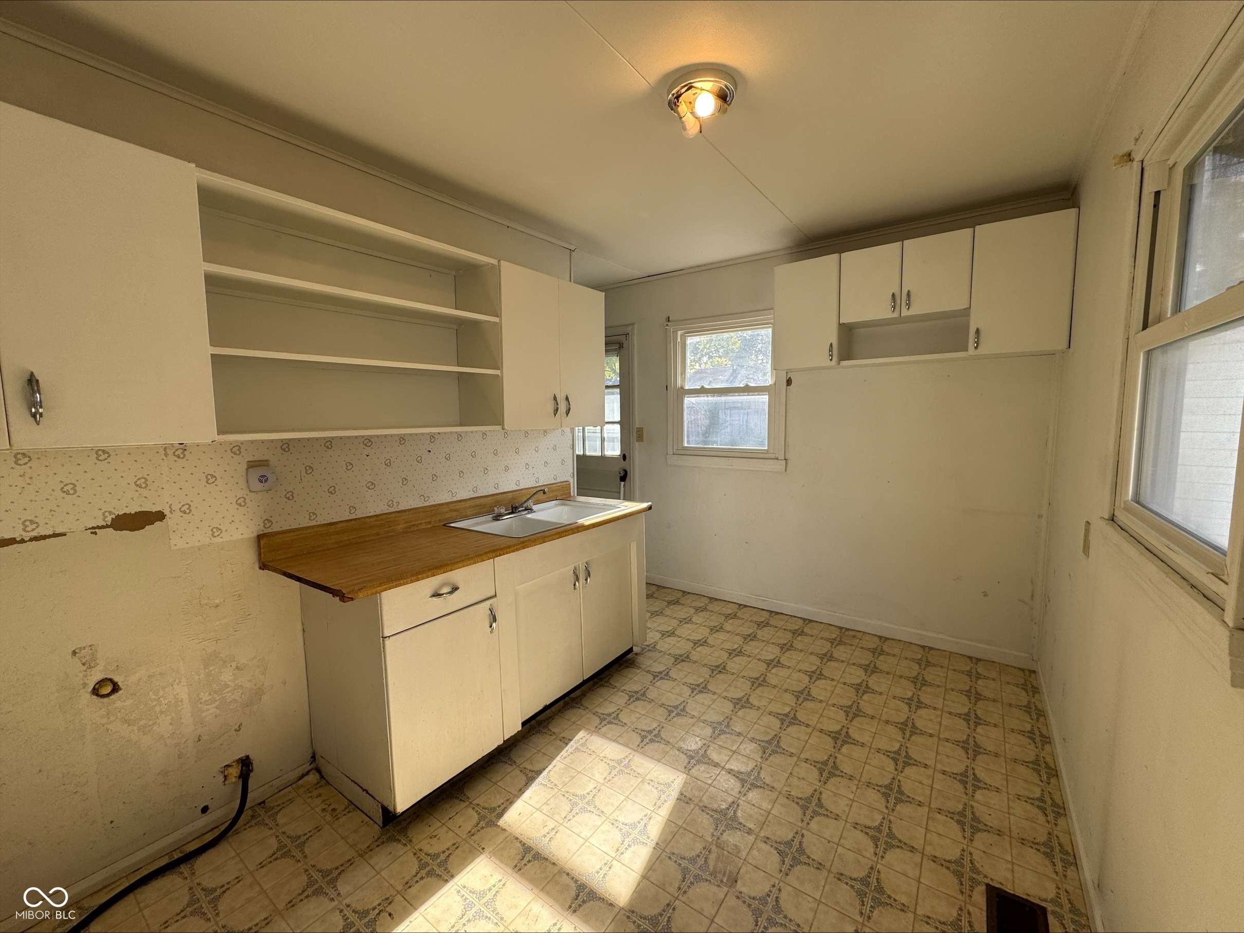 Lafayette, IN 47904,3013 Darby LN