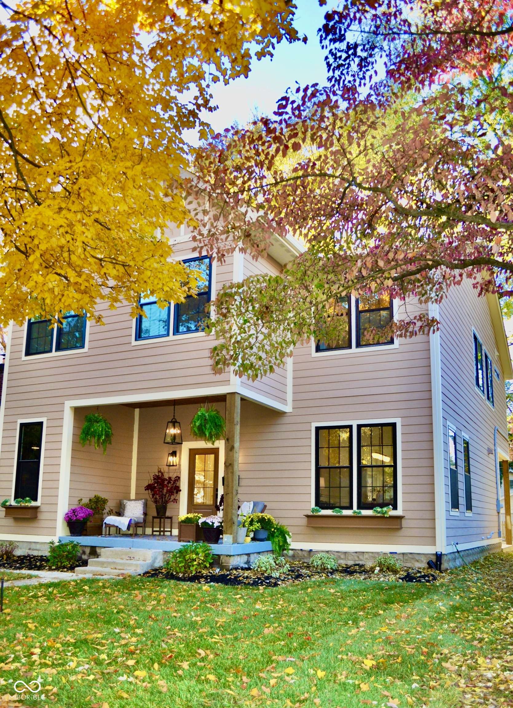 Indianapolis, IN 46220,5432 Winthrop AVE