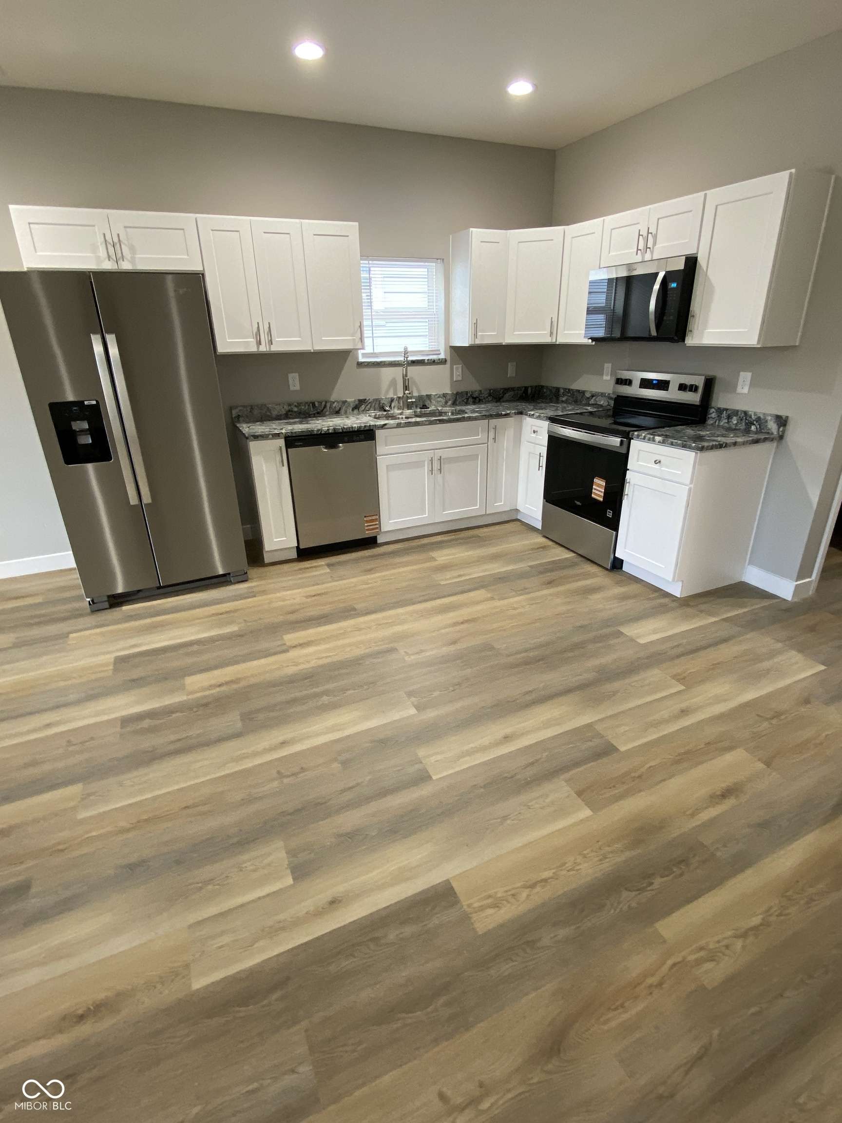 Indianapolis, IN 46201,931 N Beville AVE