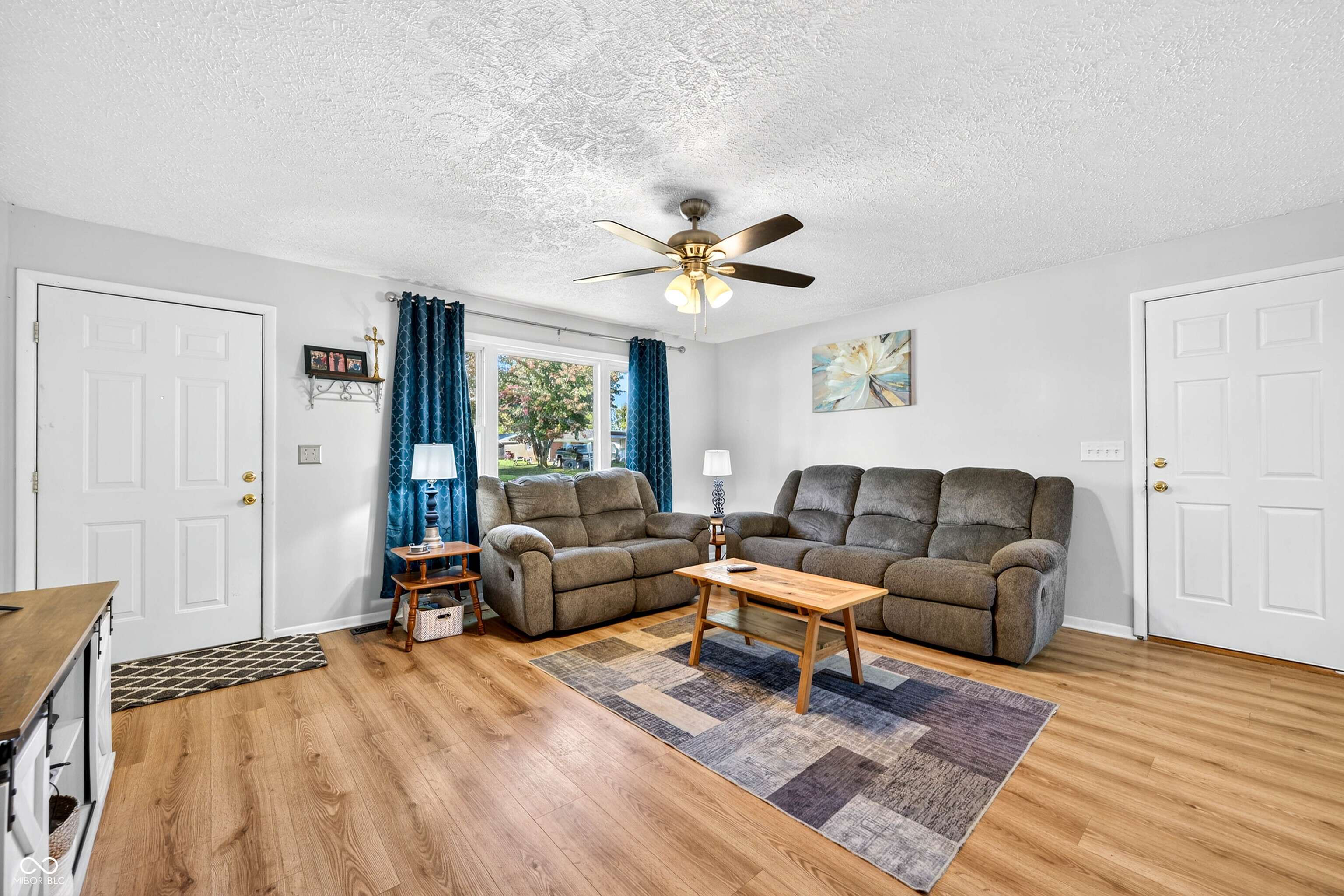 Seymour, IN 47274,656 Berkshire DR