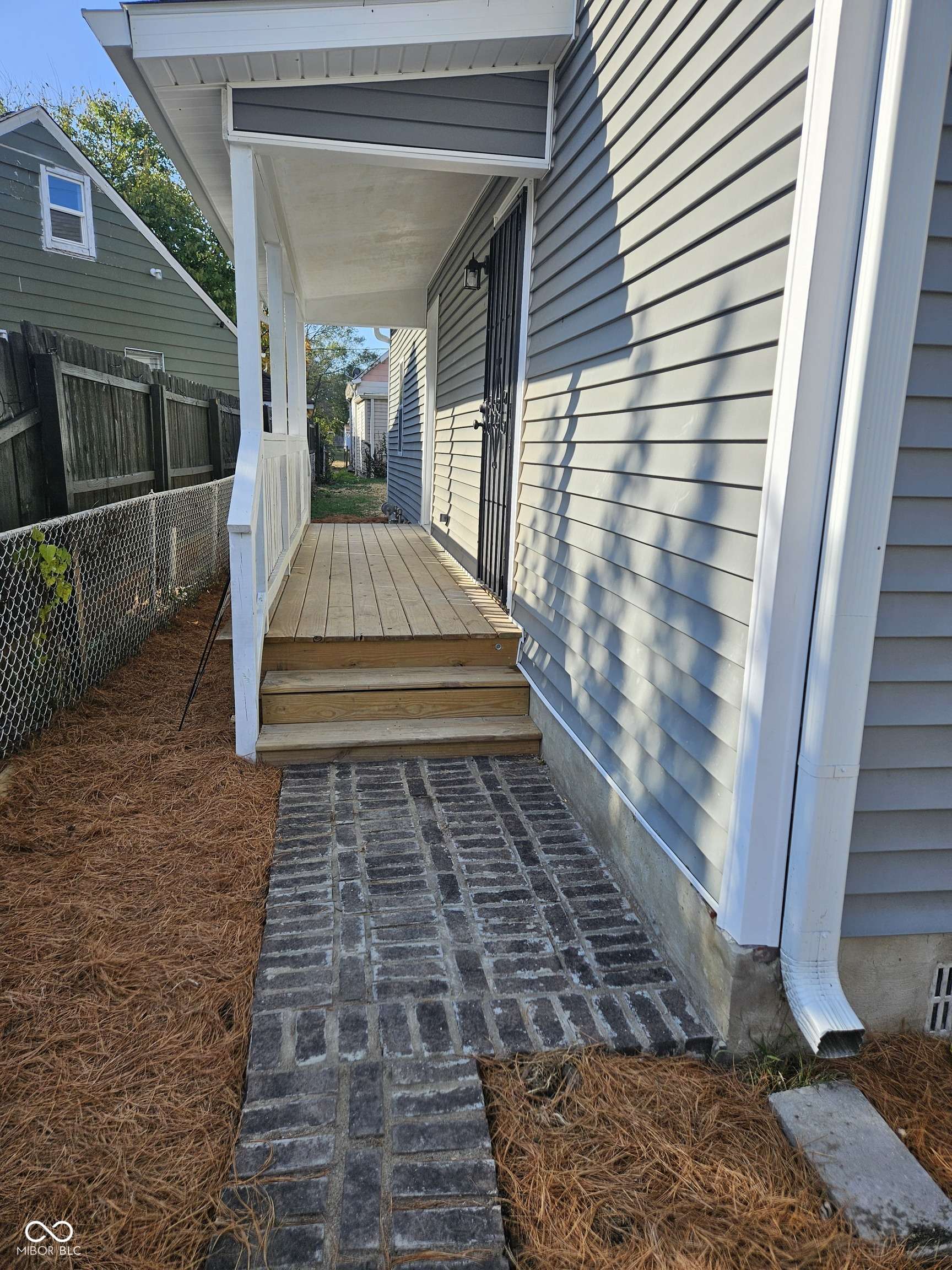 Indianapolis, IN 46221,626 Holly AVE