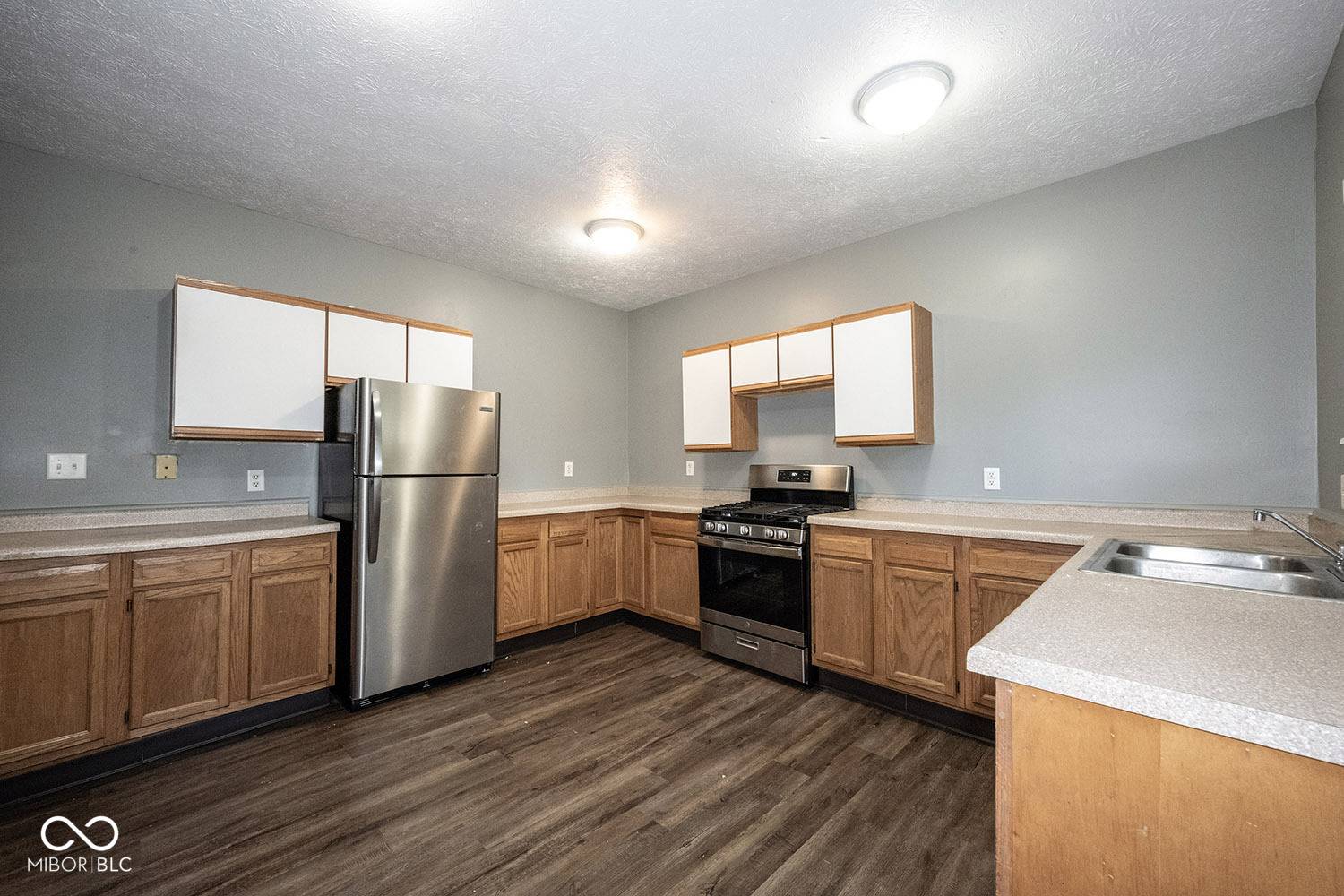 Indianapolis, IN 46201,850 N Temple AVE