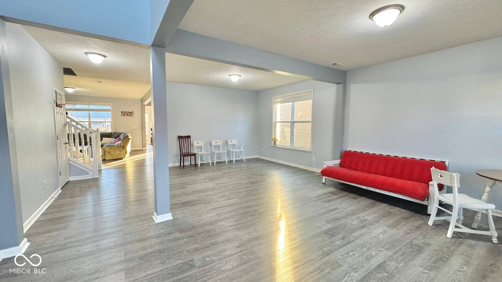 Columbus, IN 47201,2125 Lakecrest DR