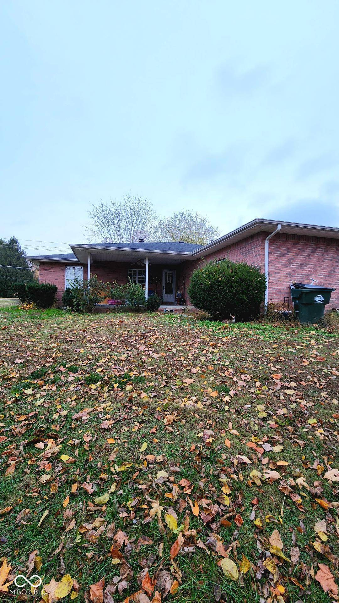 Brownstown, IN 47220,290 S State Road 135