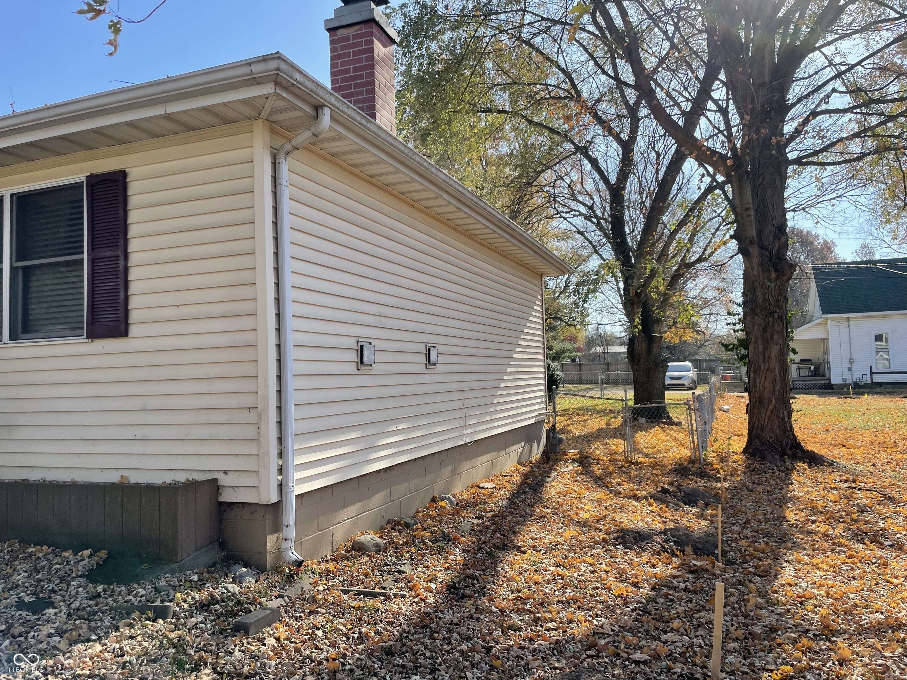 Covington, IN 47932,1012 Liberty ST