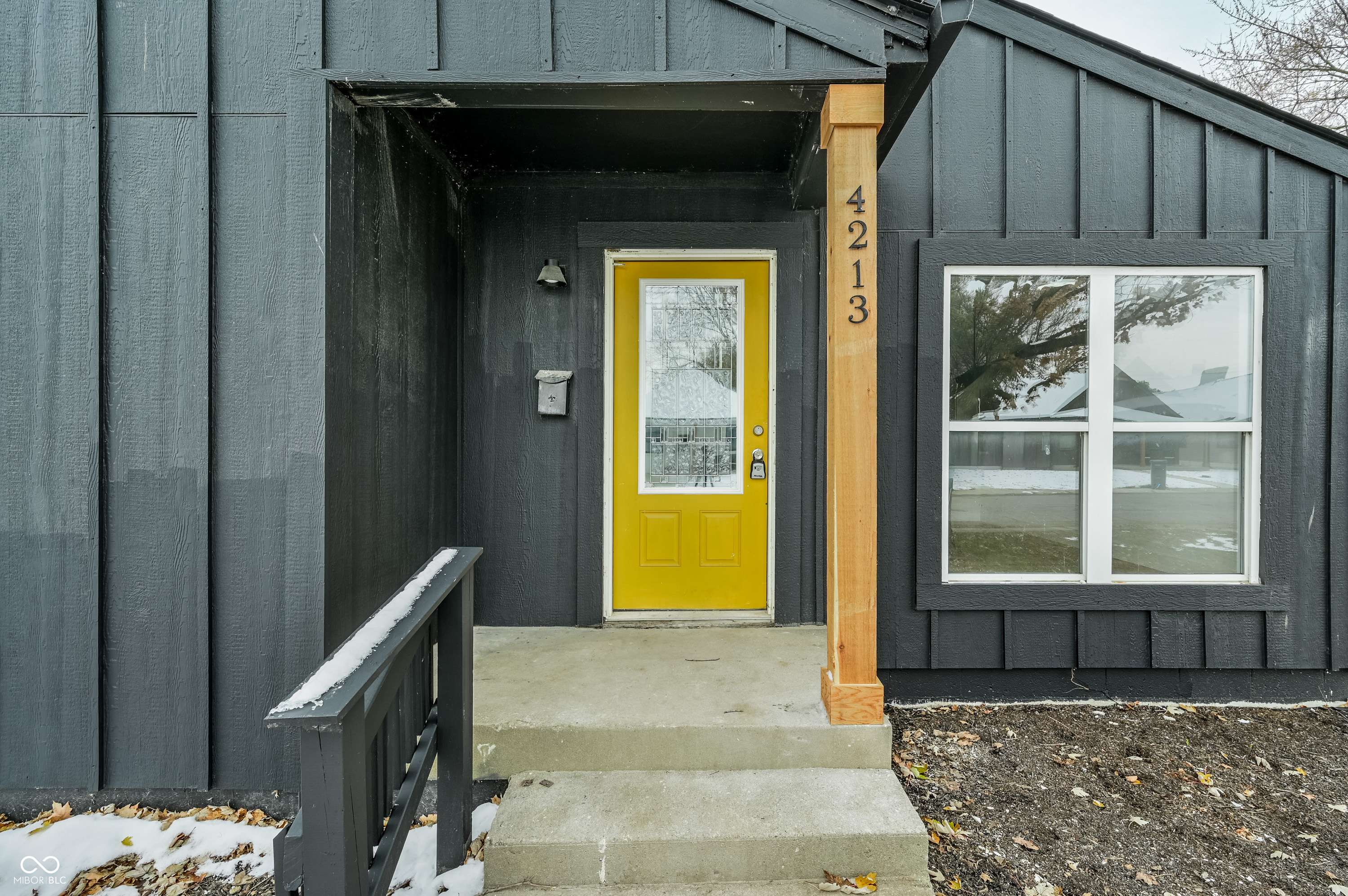 Indianapolis, IN 46205,4213 Kingsley DR