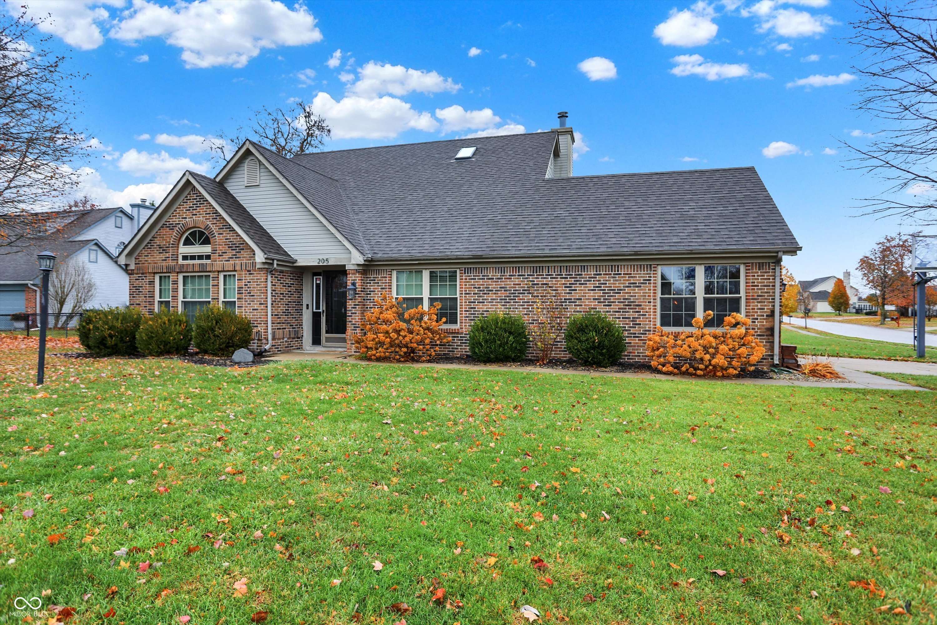 Noblesville, IN 46062,205 Myers Lake DR