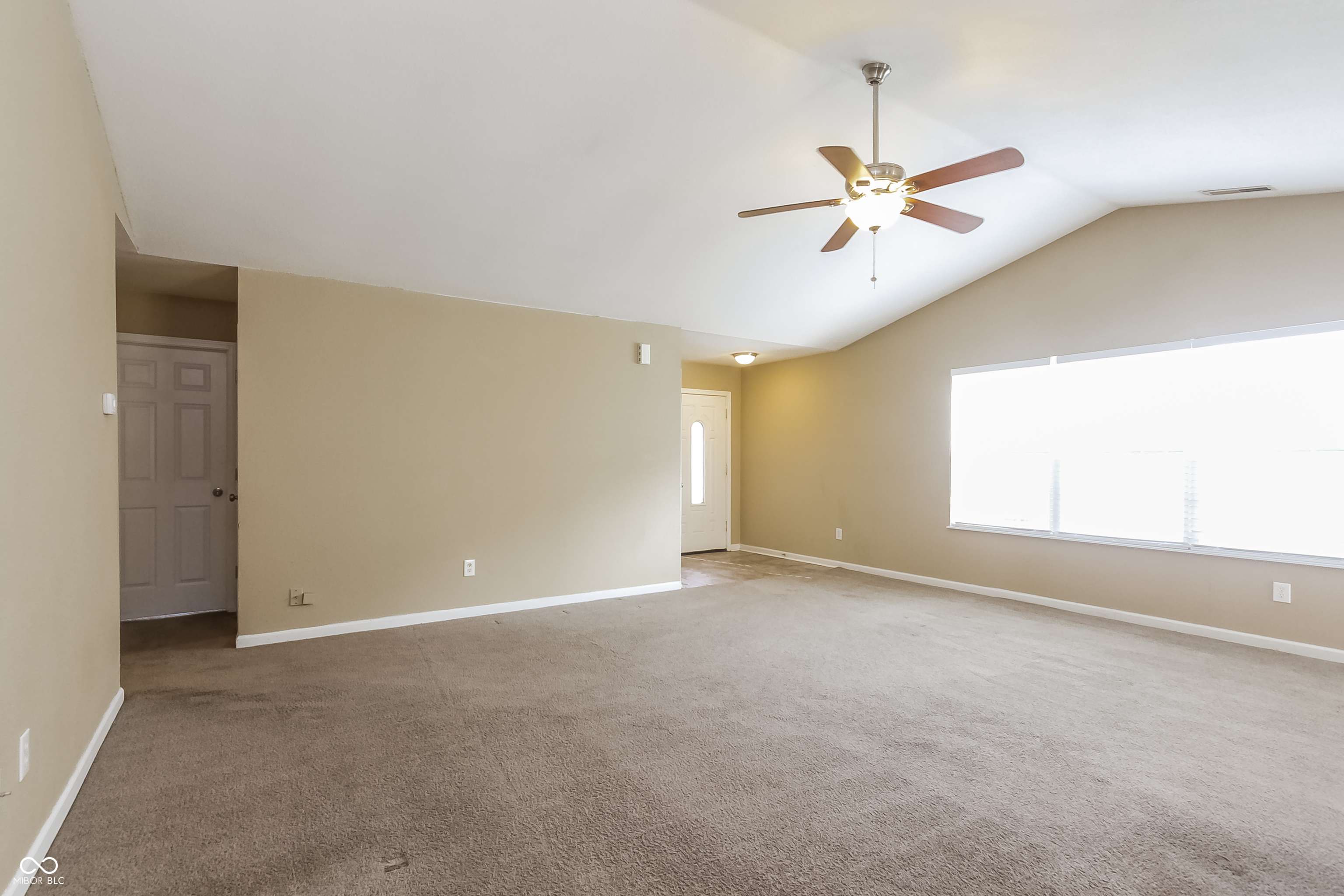 Indianapolis, IN 46229,2226 Leaf DR