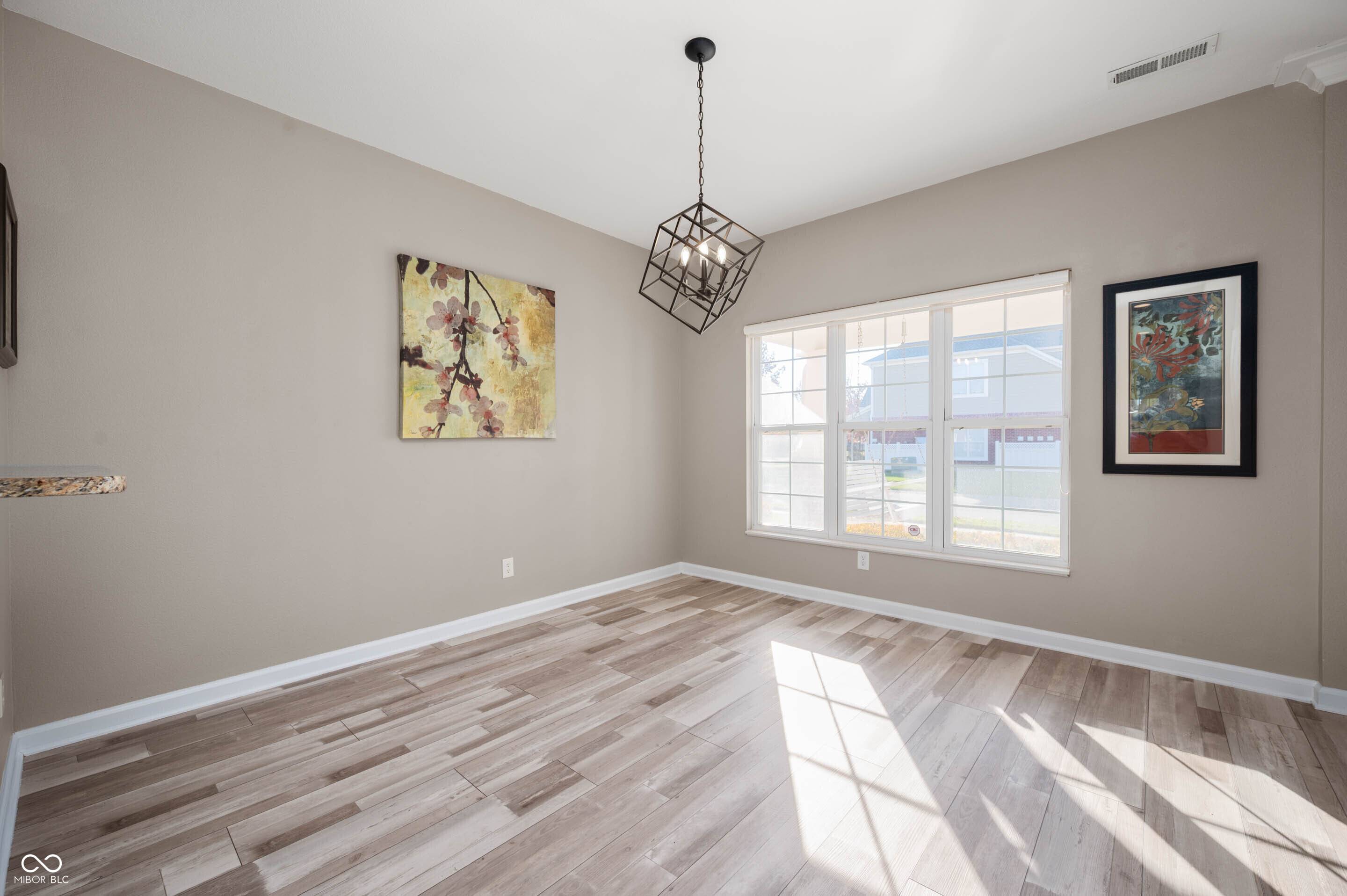 Westfield, IN 46074,1204 Middlebury DR