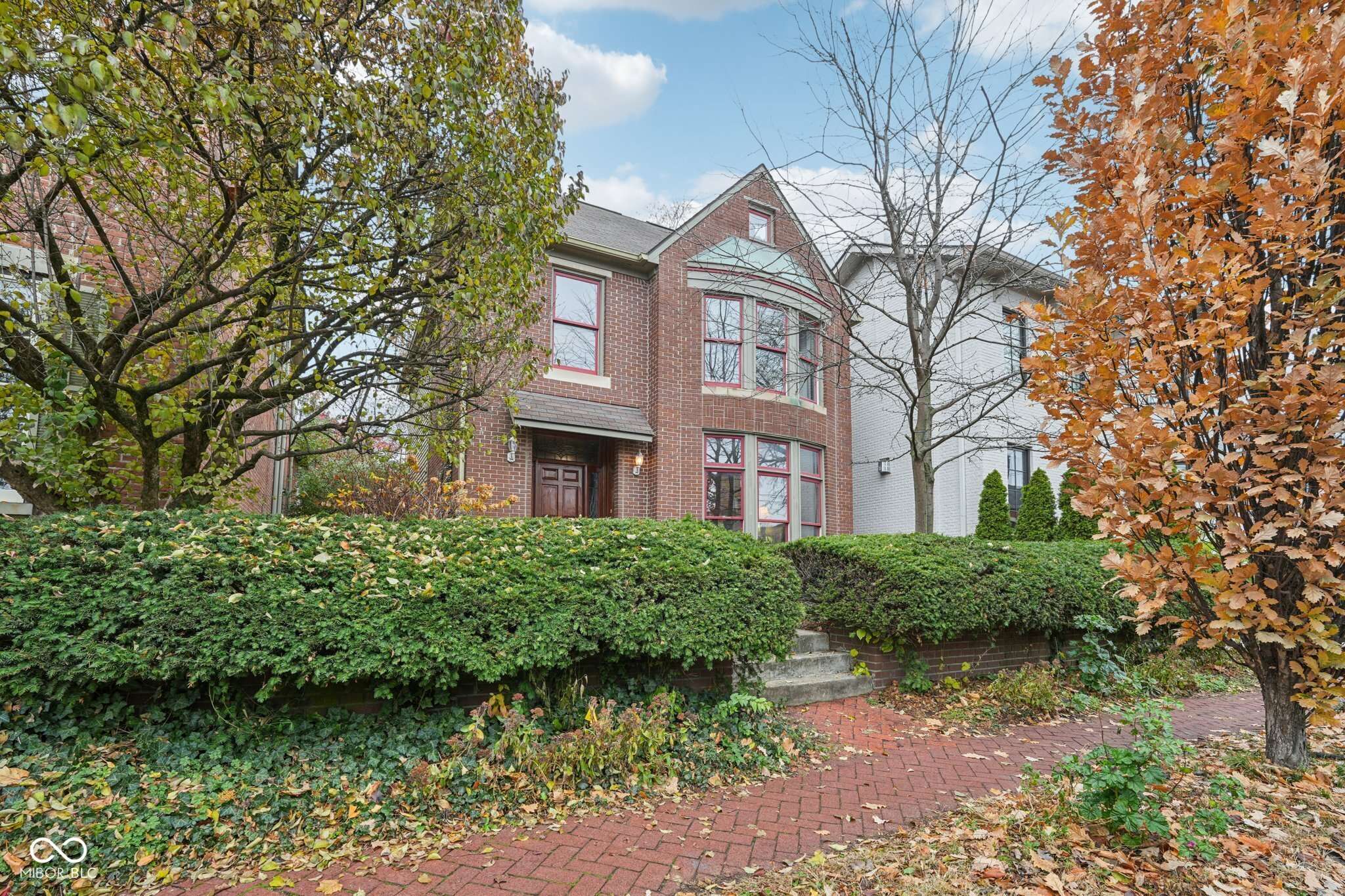 Indianapolis, IN 46202,346 N College AVE