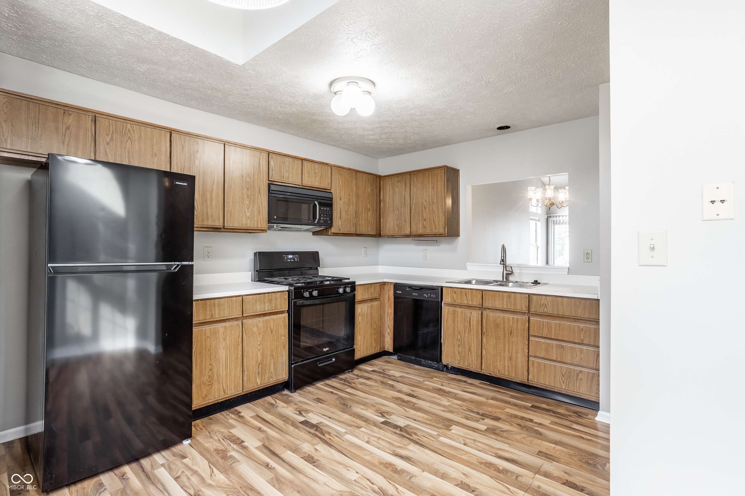 Indianapolis, IN 46260,7744 Park North Lake DR