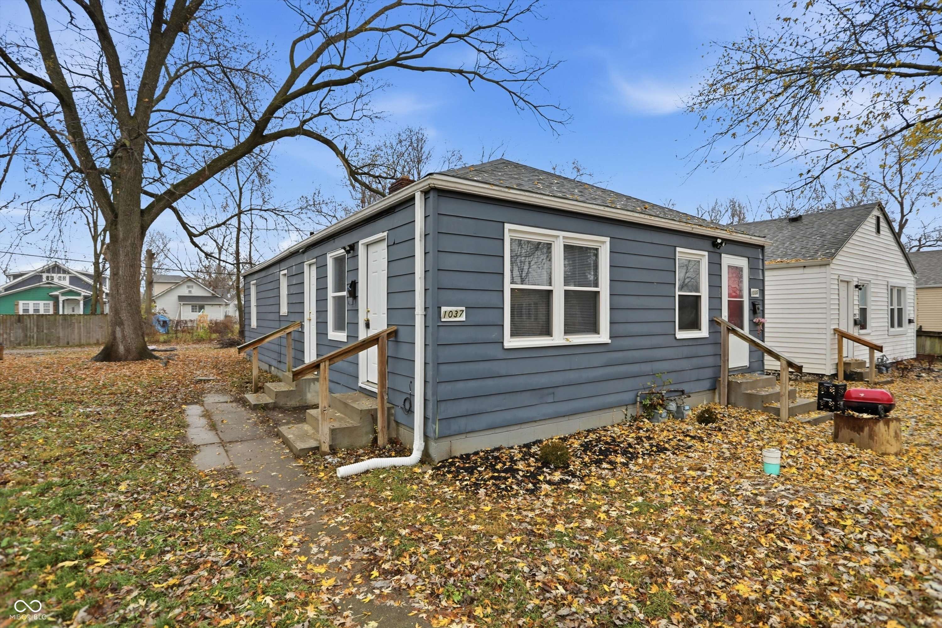 Indianapolis, IN 46222,1035-1037 N Centennial ST