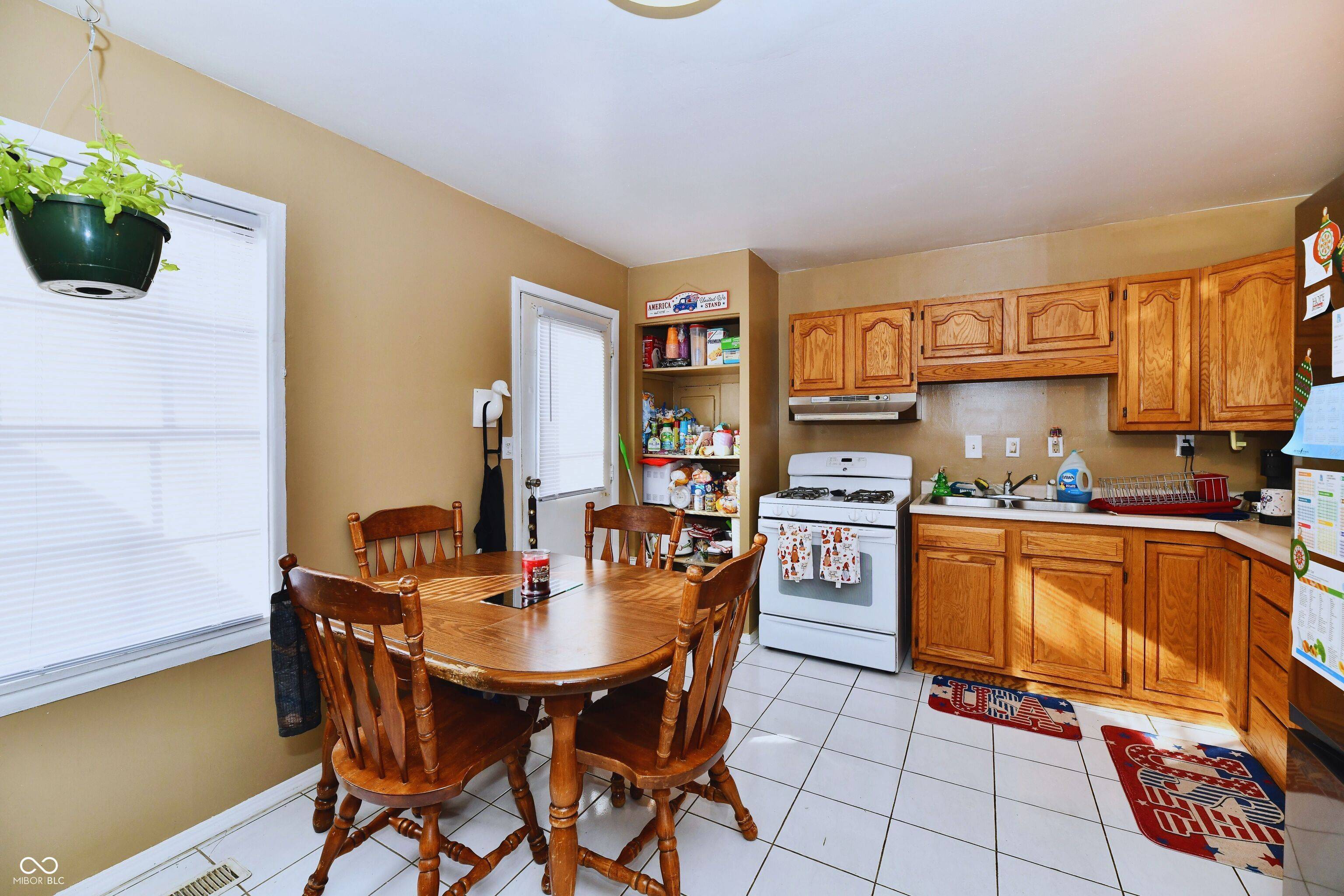 Indianapolis, IN 46224,3520 Beeler AVE