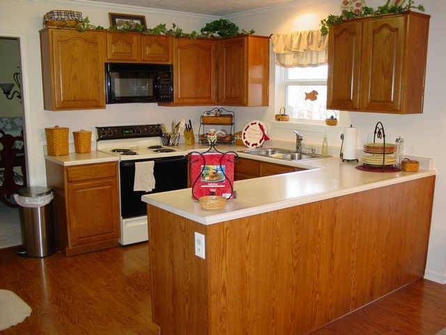 Avon, IN 46123,6528 Berrywood DR