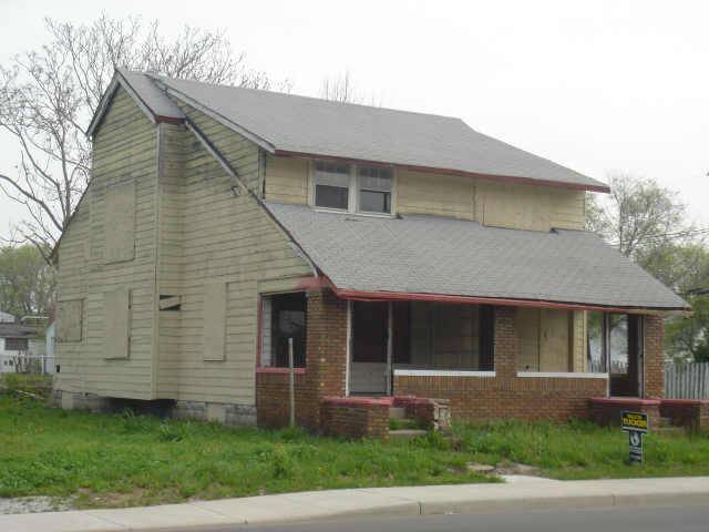 Indianapolis, IN 46202,914-916 E 16th ST