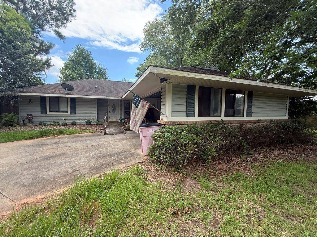 Foley, AL 36535,807 Magnolia AVE