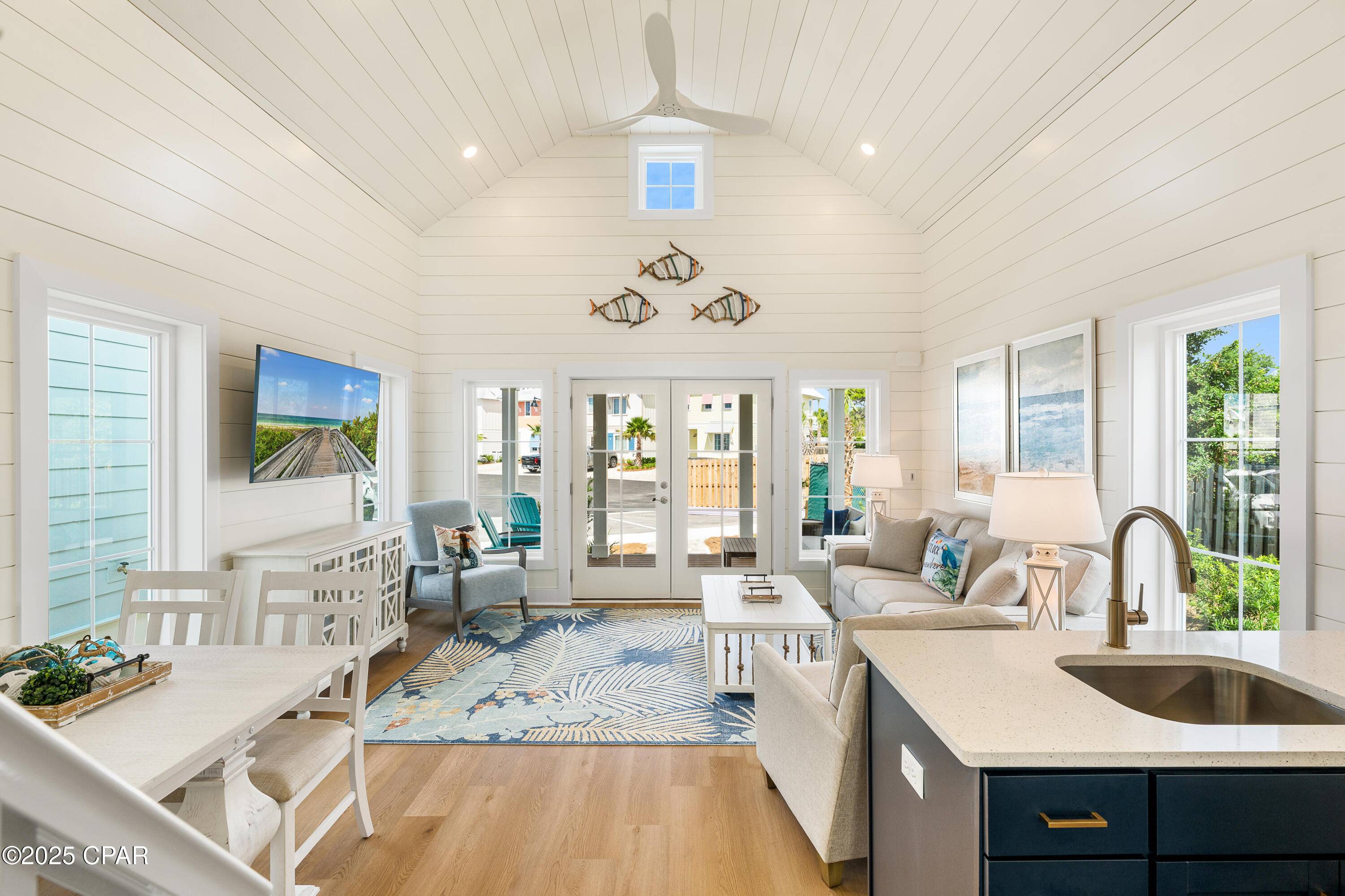 Panama City Beach, FL 32413,140 Paradise Found CIR #33