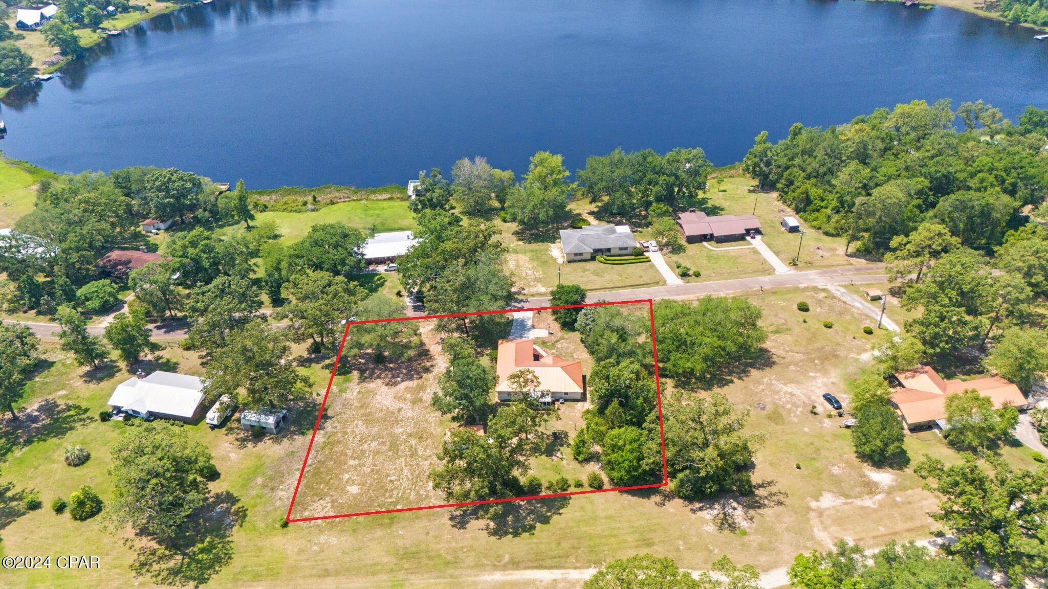 Bonifay, FL 32425,2732 Marian DR