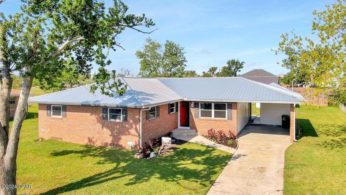 Lynn Haven, FL 32444,118 Carolina AVE