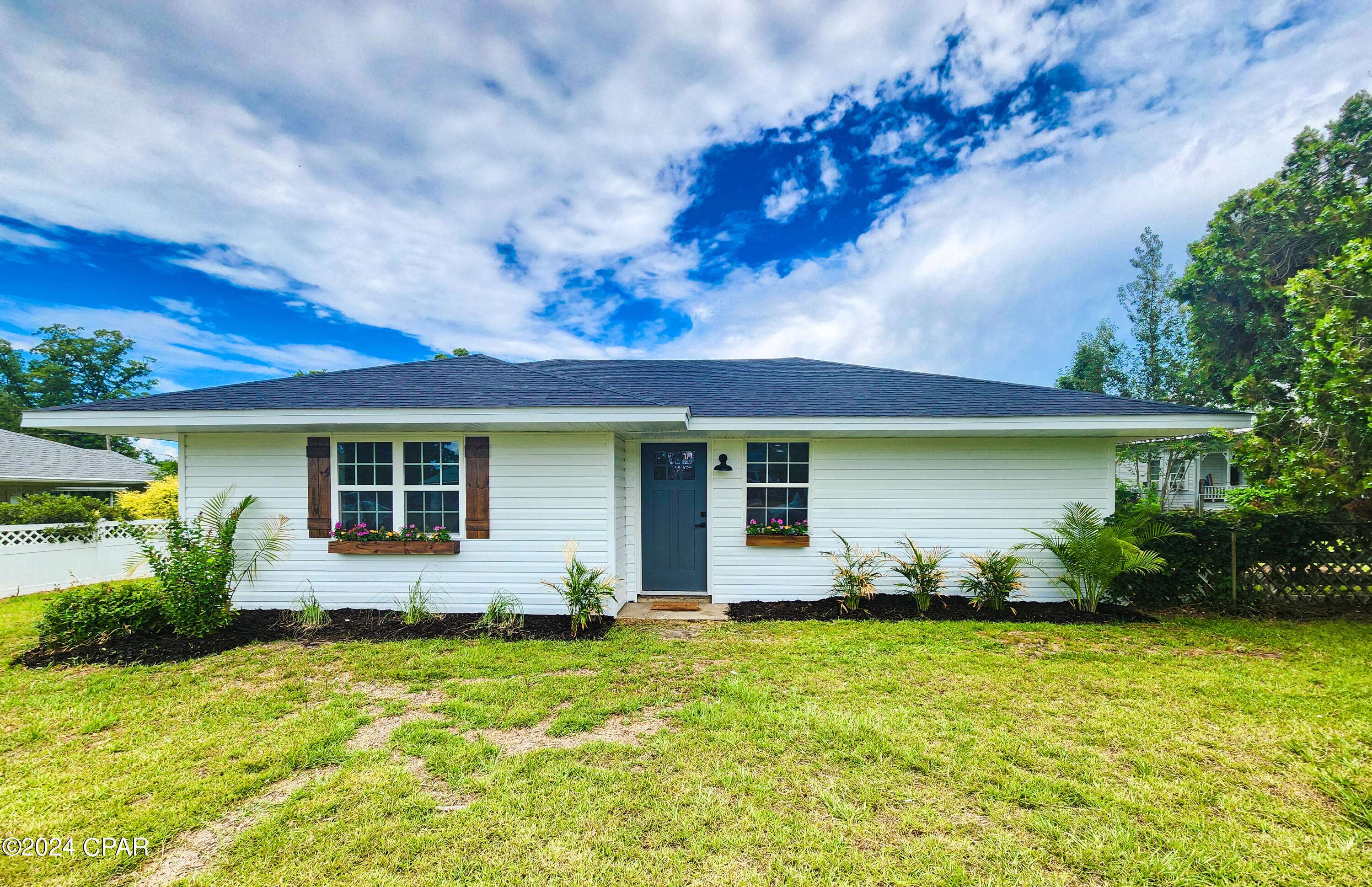 Malone, FL 32445,5362 10th ST