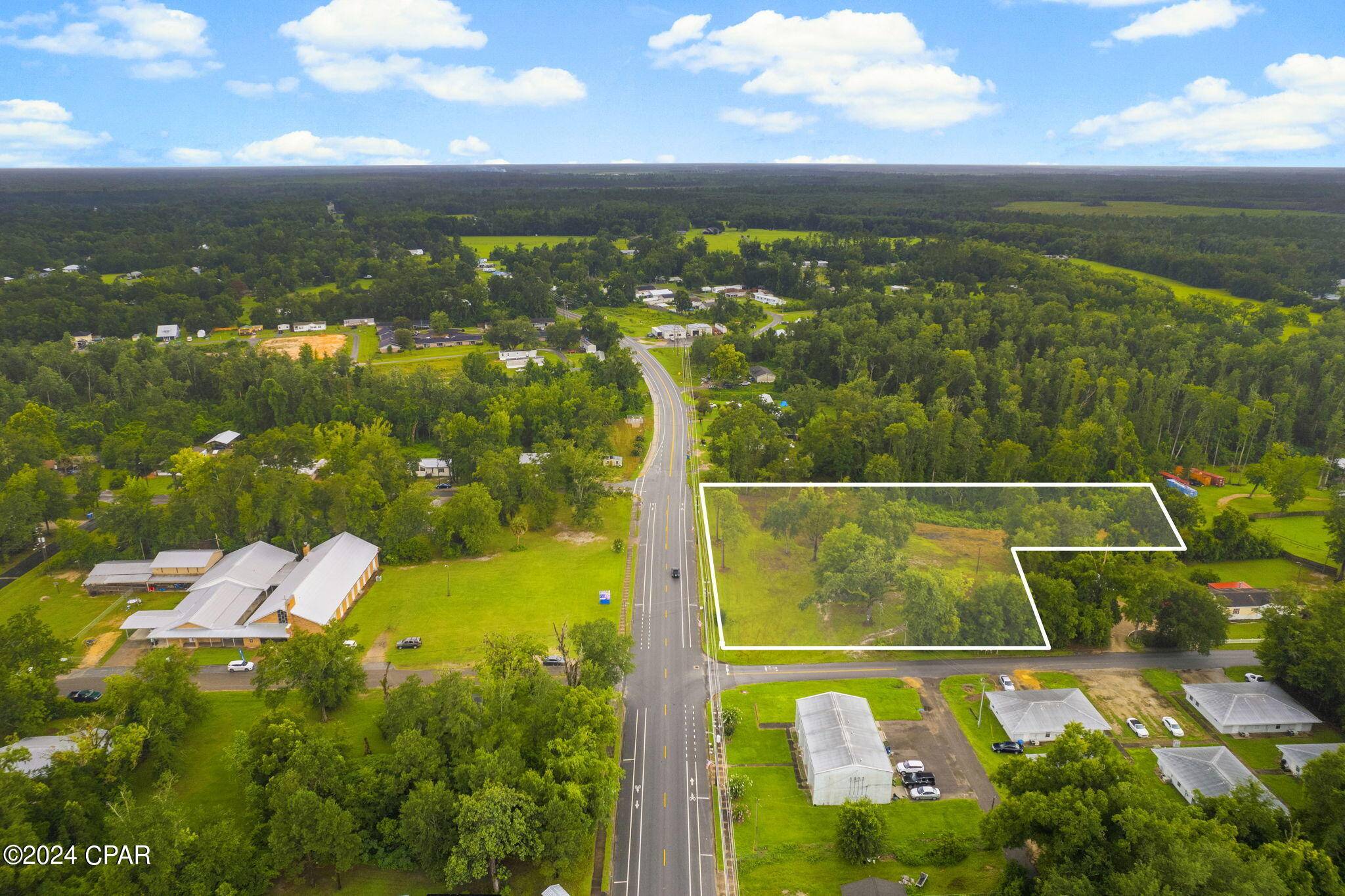 Wewahitchka, FL 32465,1021 S Highway 71