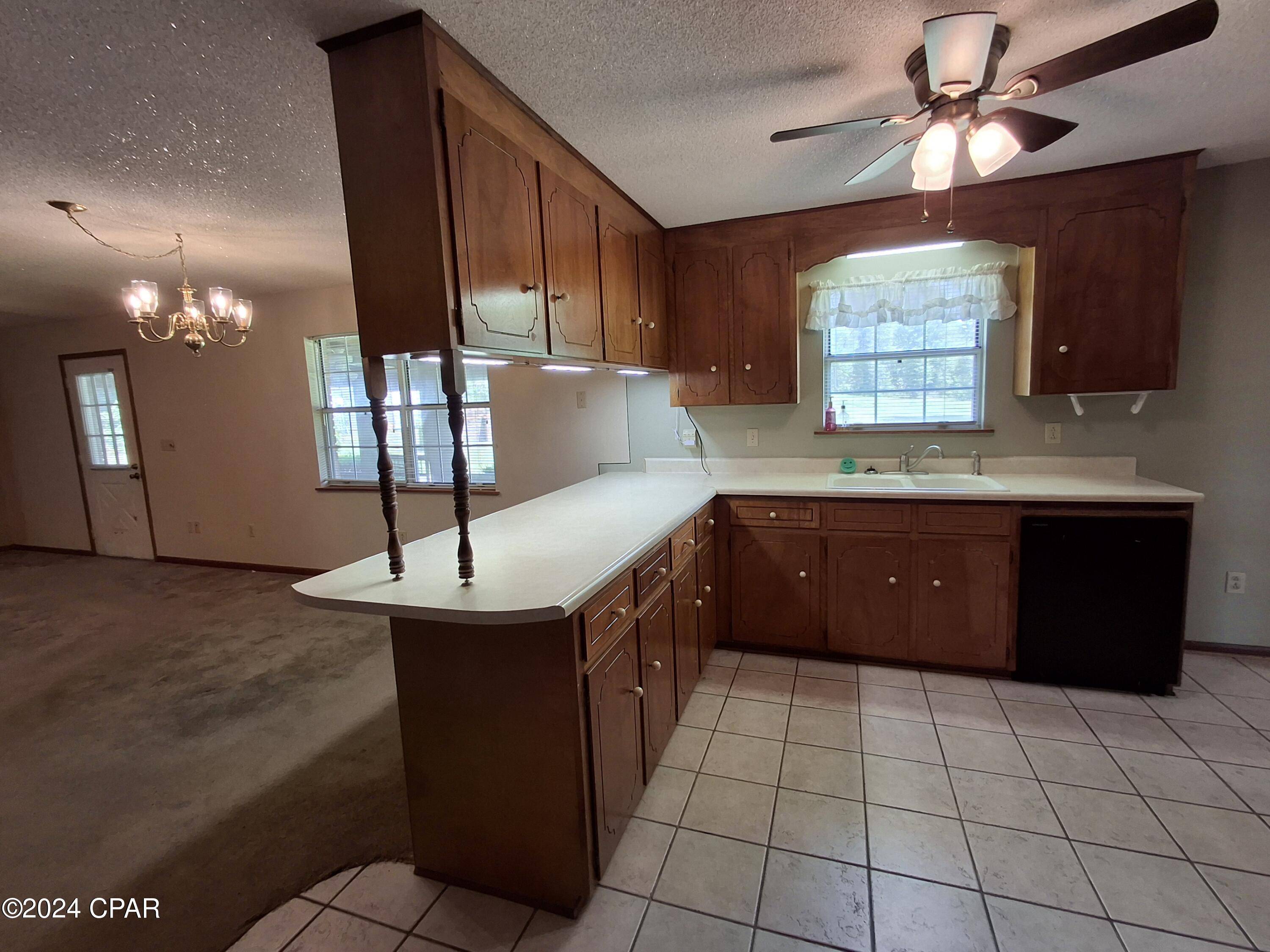 Grand Ridge, FL 32442,2028 Inwood RD