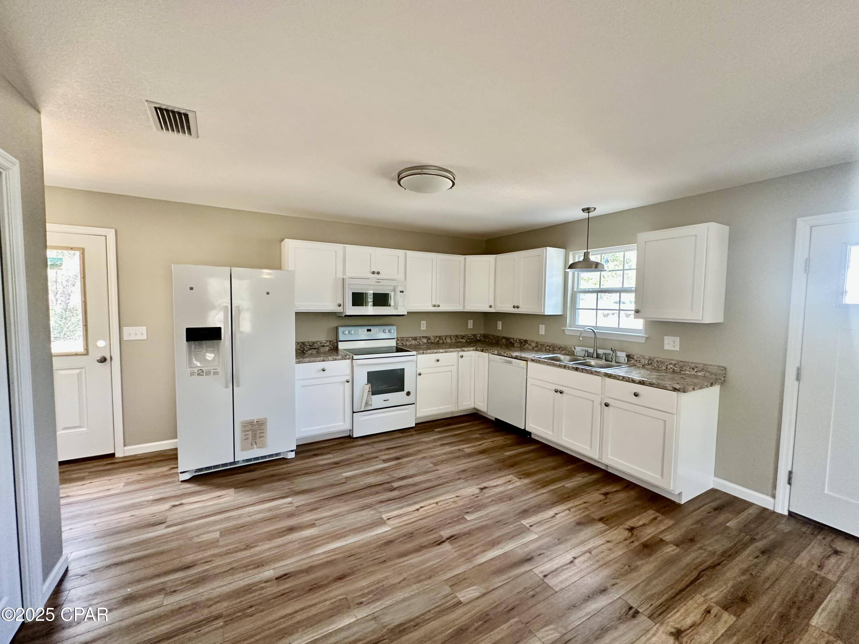 Grand Ridge, FL 32442,6630 Grande Oak Loop