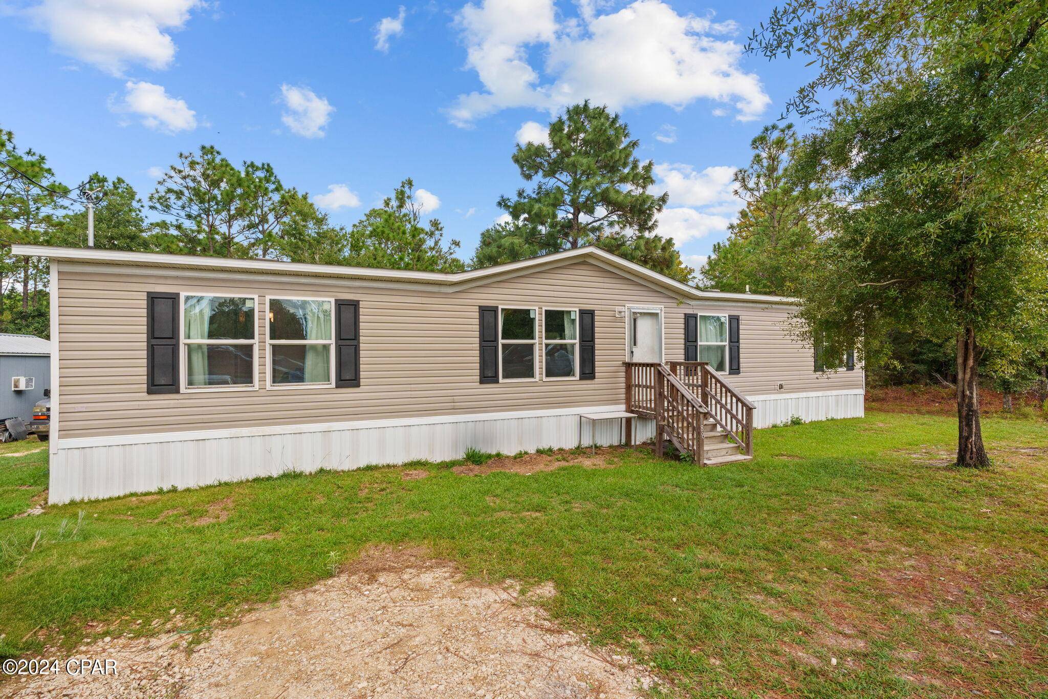 Defuniak Springs, FL 32433,188 Pinetree LN