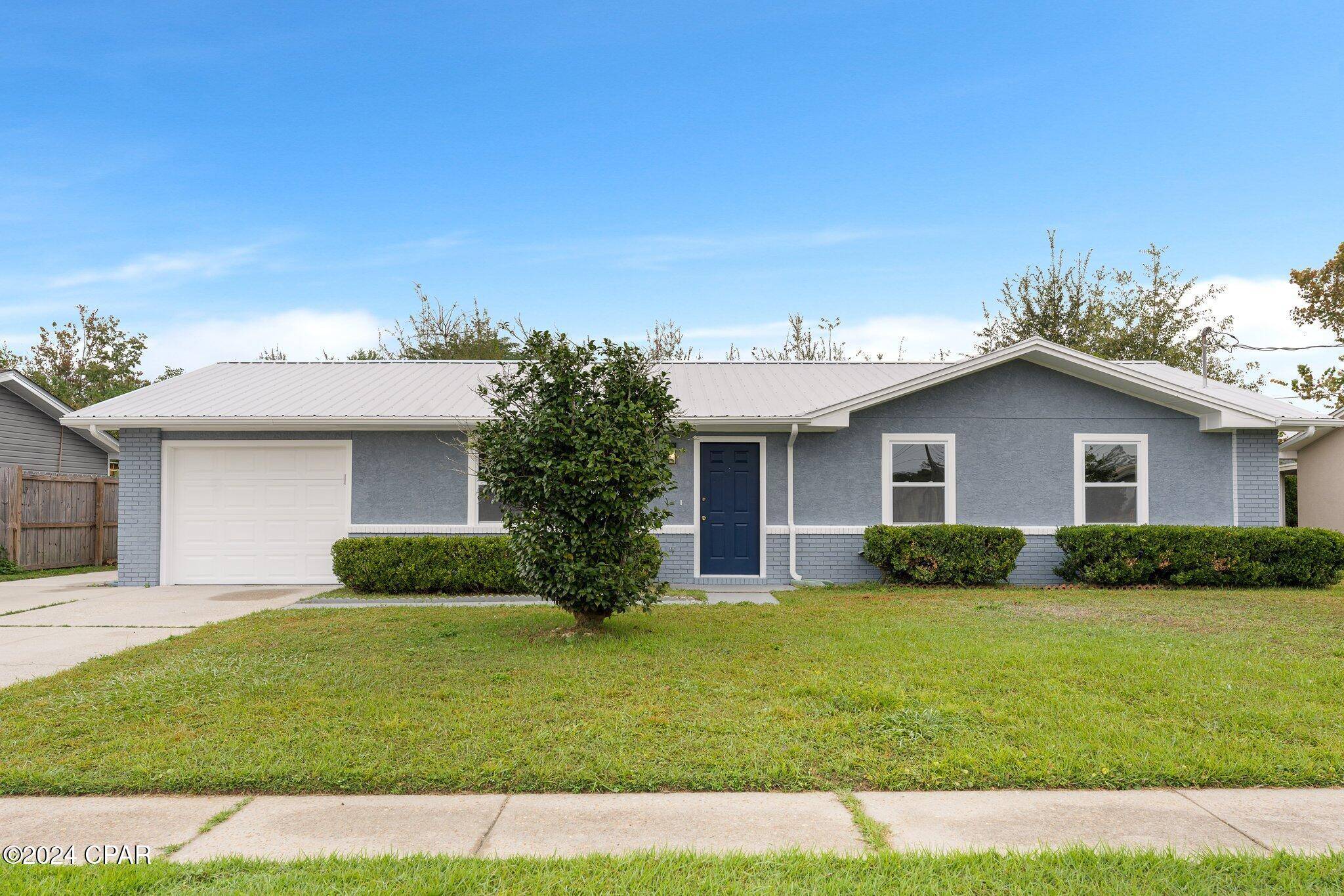Lynn Haven, FL 32444,736 E Pine Forest DR