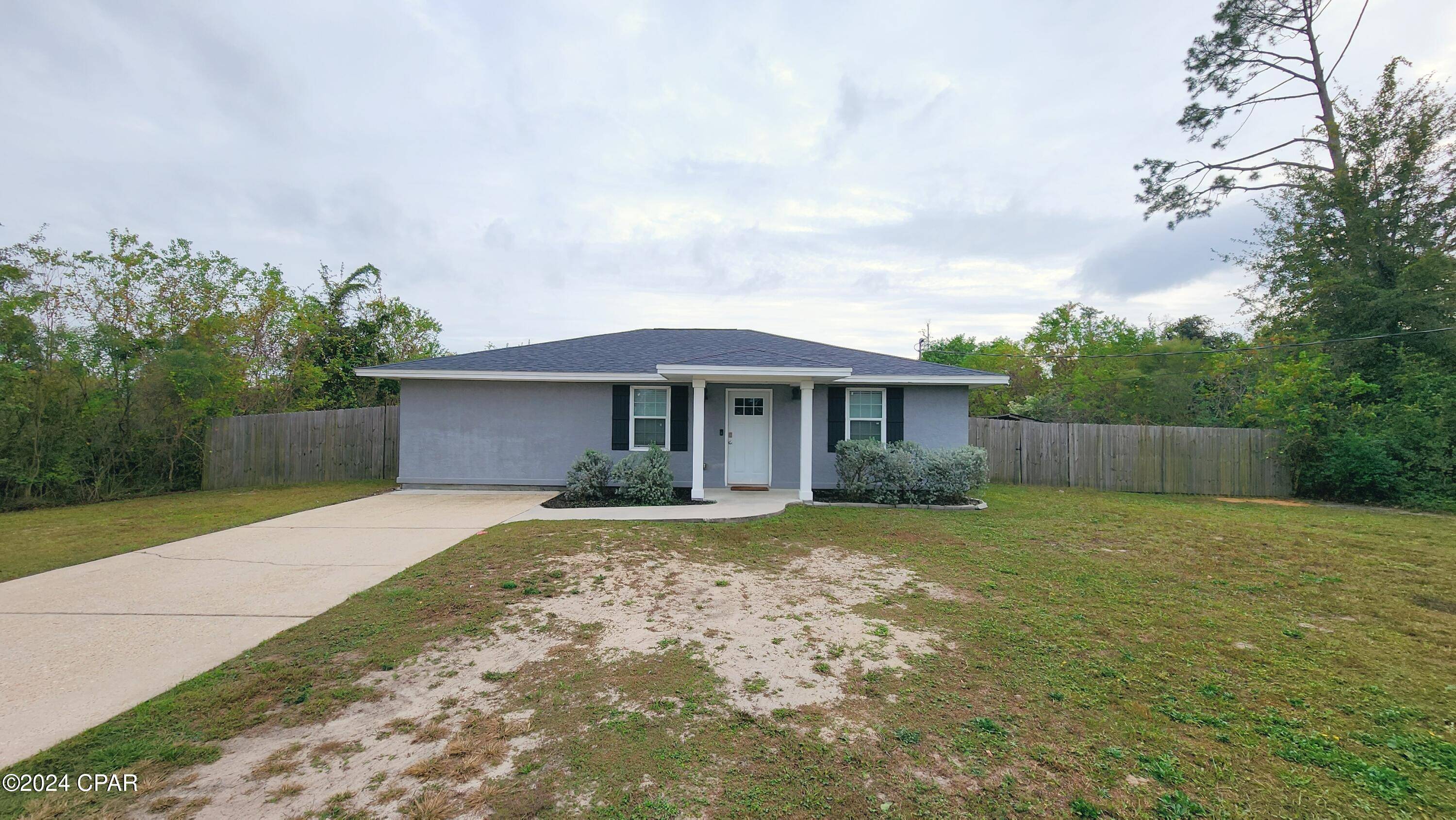 Lynn Haven, FL 32444,903 W 19th ST