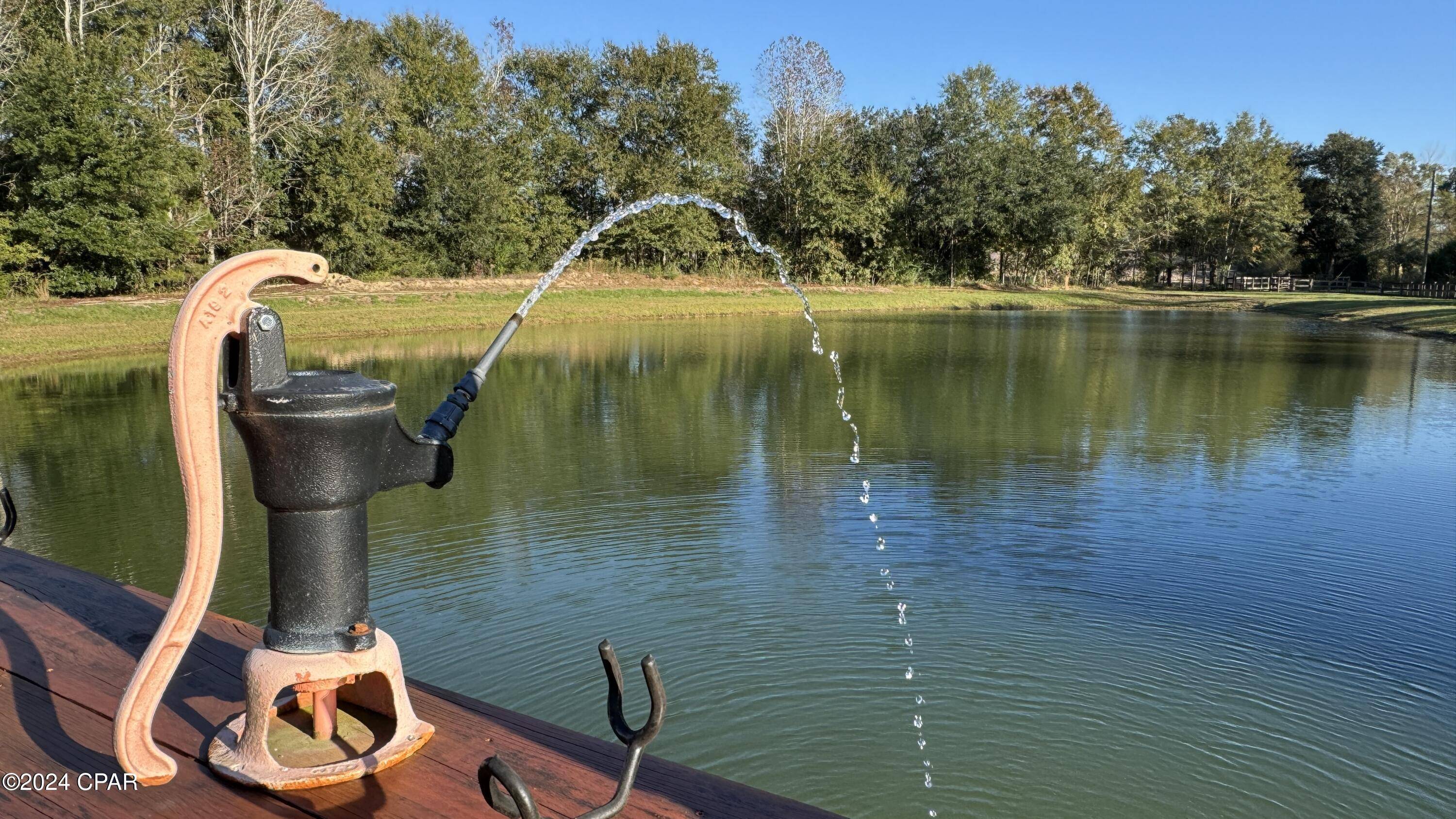 Graceville, FL 32440,1007 Whitaker RD