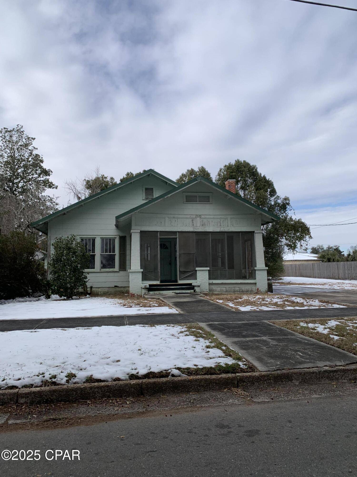 Marianna, FL 32446,2923 Madison ST