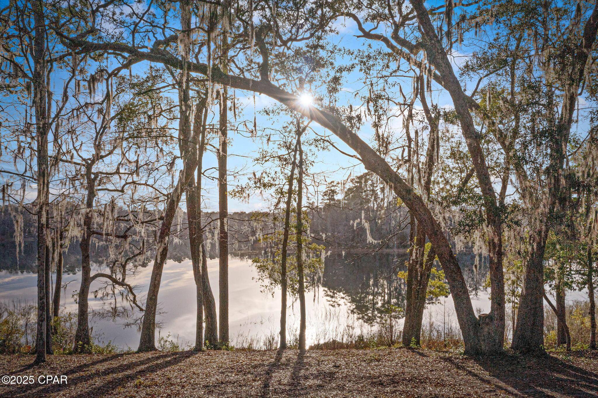 Chipley, FL 32428,2840 Paradise Lakes RD