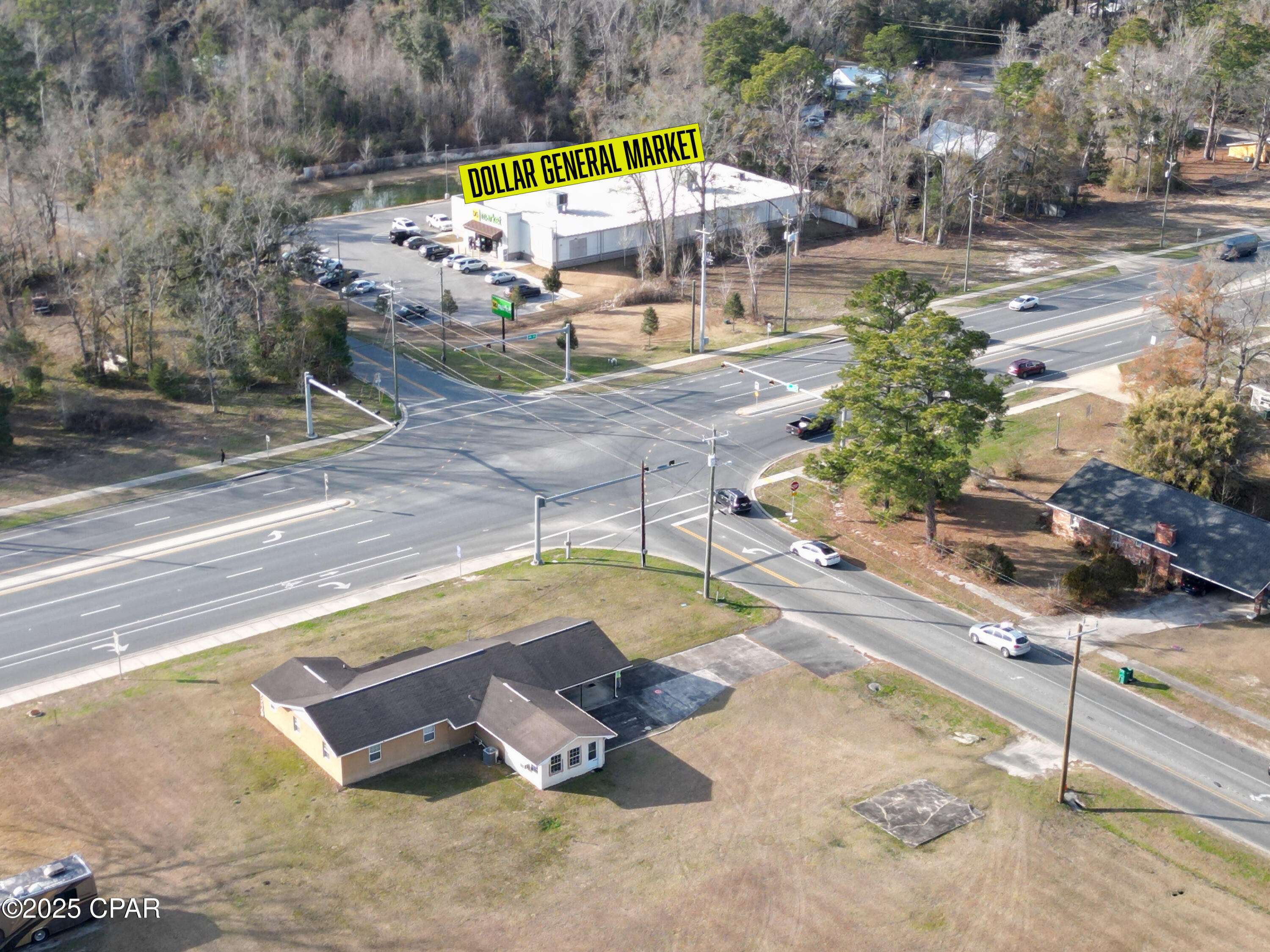 Vernon, FL 32462,2902 Moss Hill RD