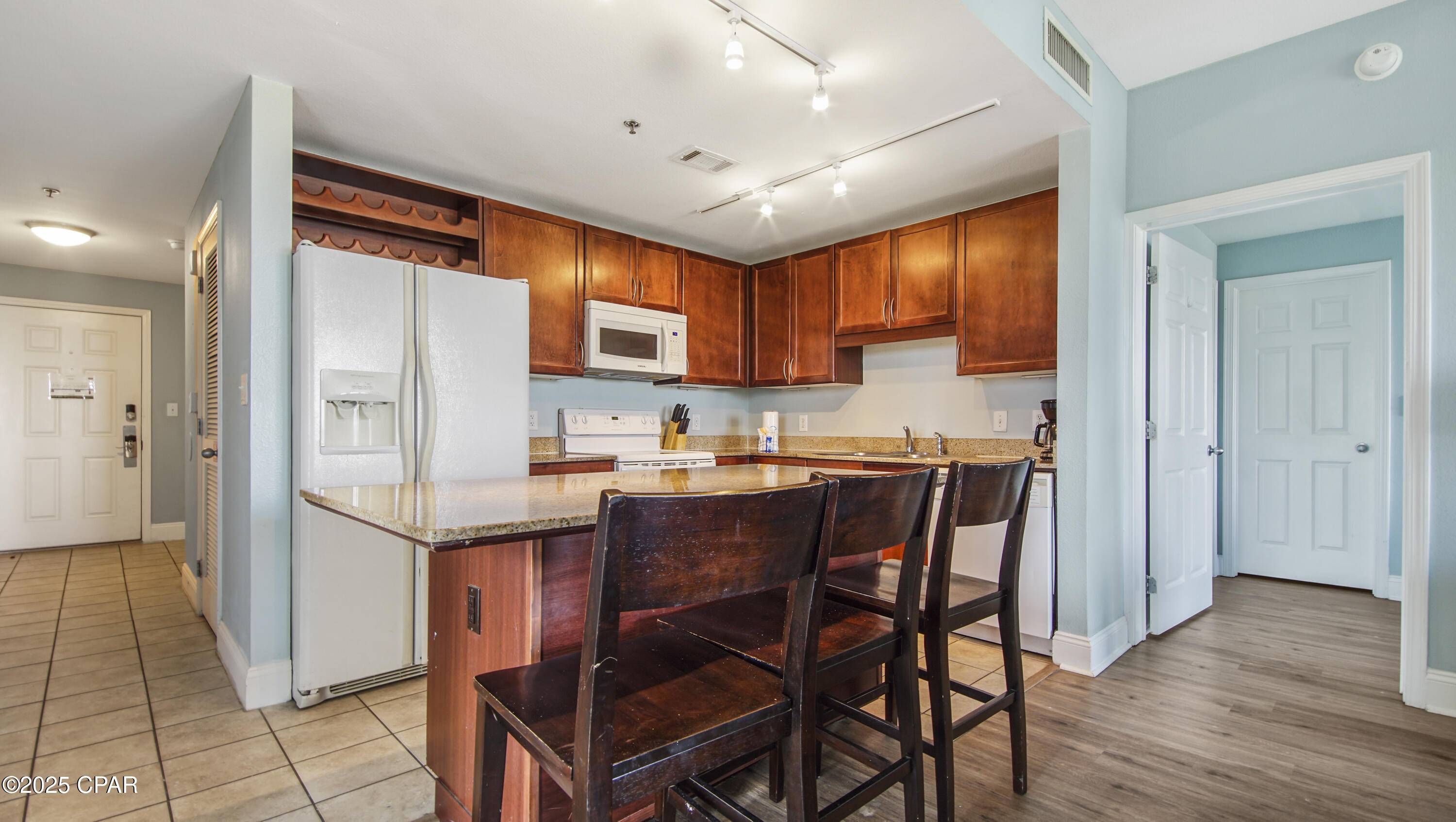 Panama City, FL 32408,9860 S Thomas DR #101