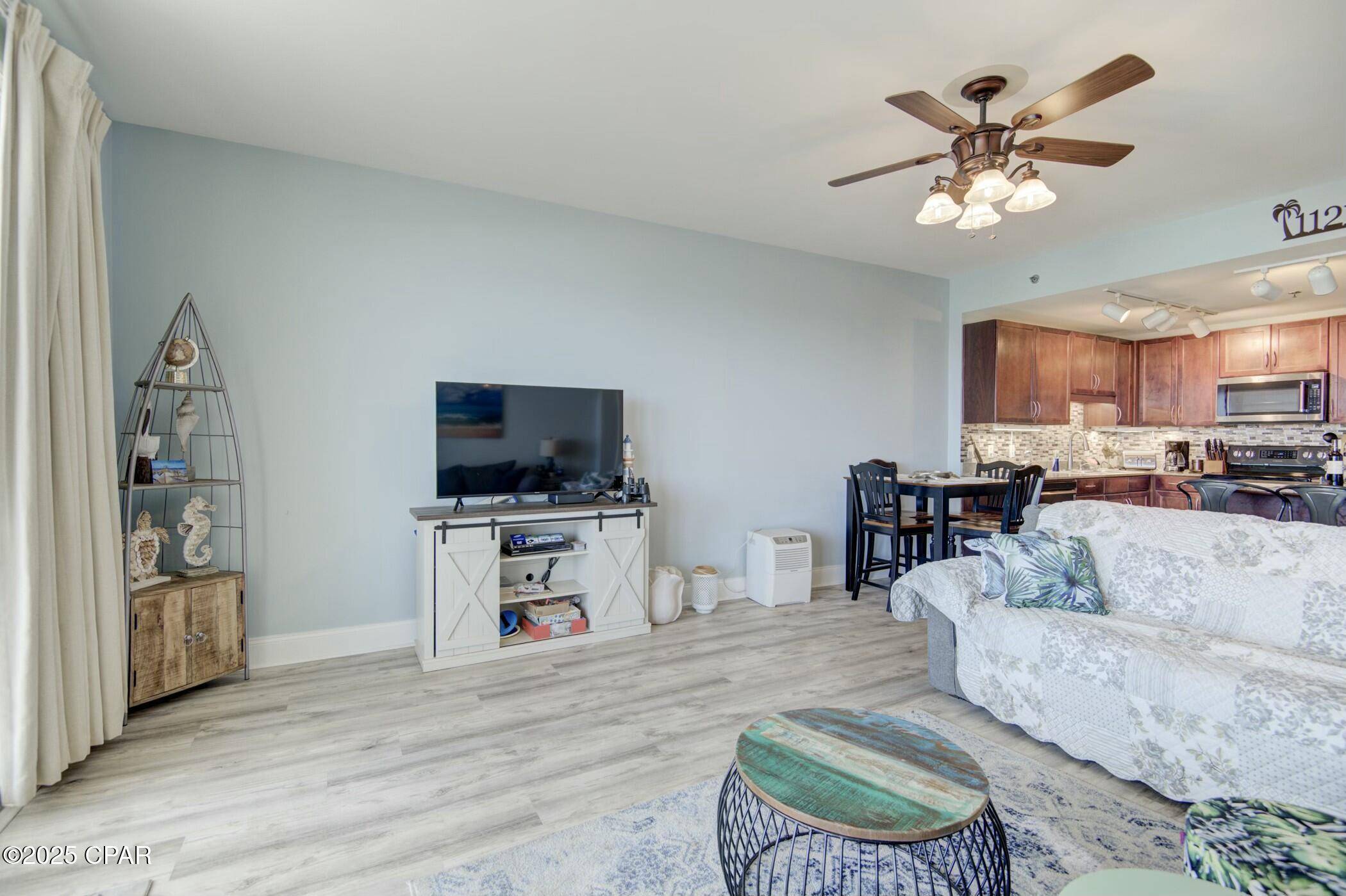 Panama City, FL 32408,9860 S Thomas DR #1121