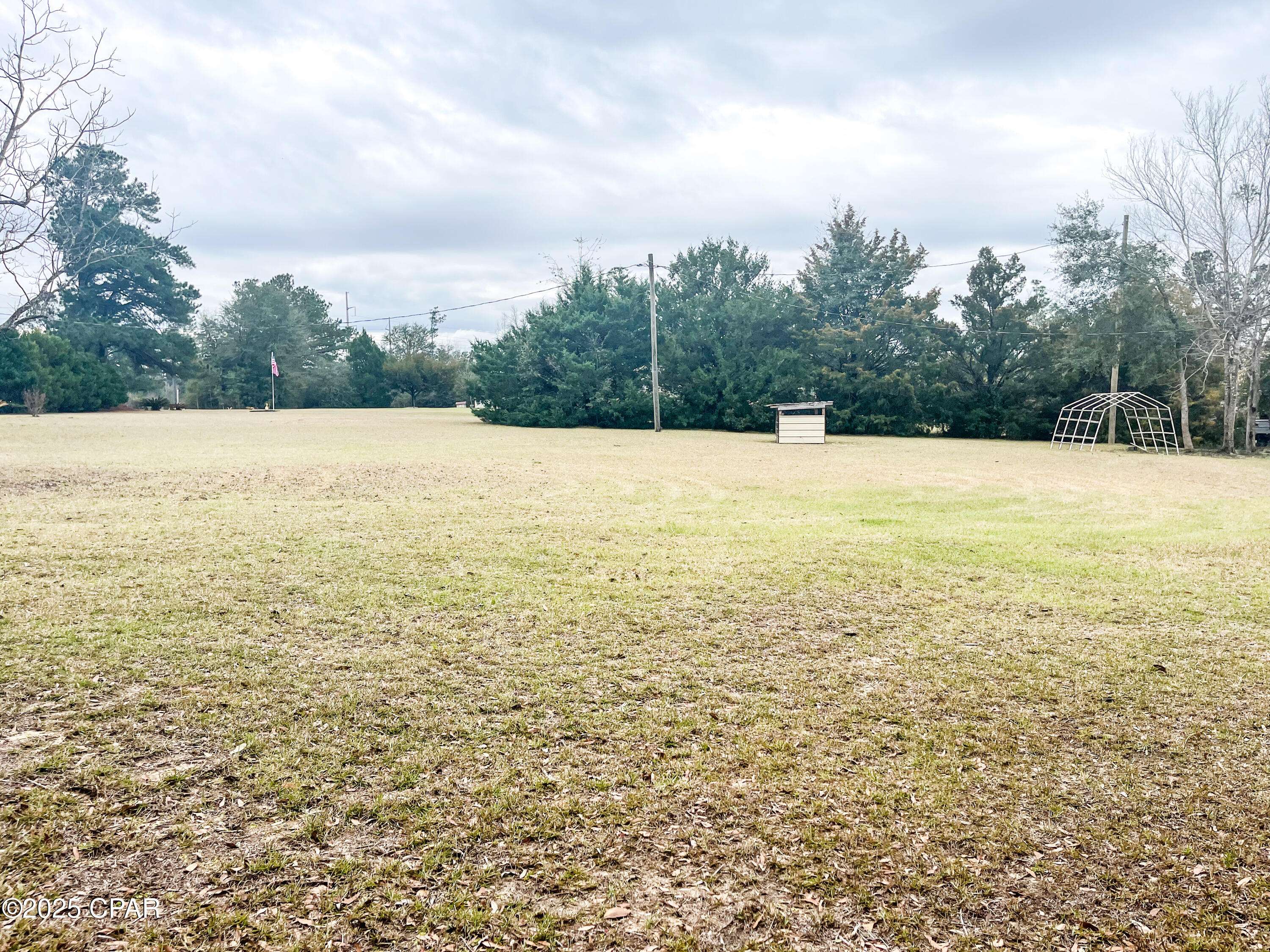 Alford, FL 32420,519 Mcpherson DR
